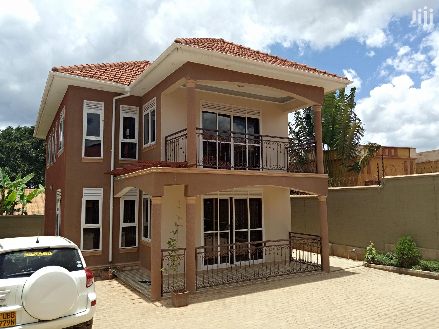 Naalya King's Castle on Sell in Kampala