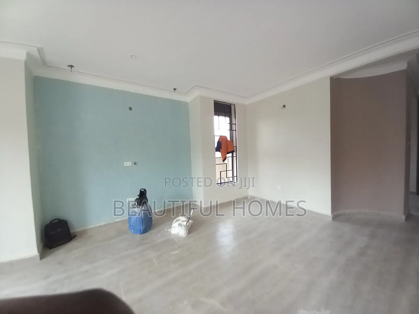 Furnished 4bdrm Duplex in Kira Gated for sale in Kira
