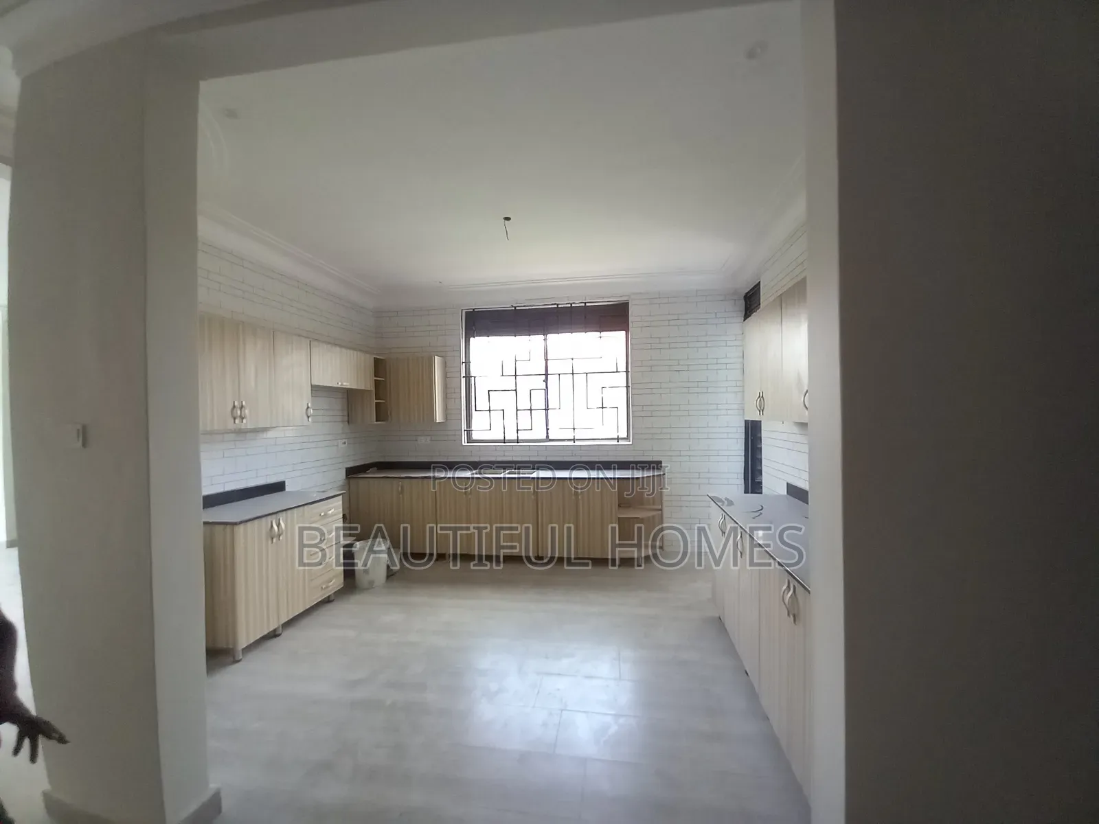 Furnished 4bdrm House in Kira Gated Estate for sale in Kira