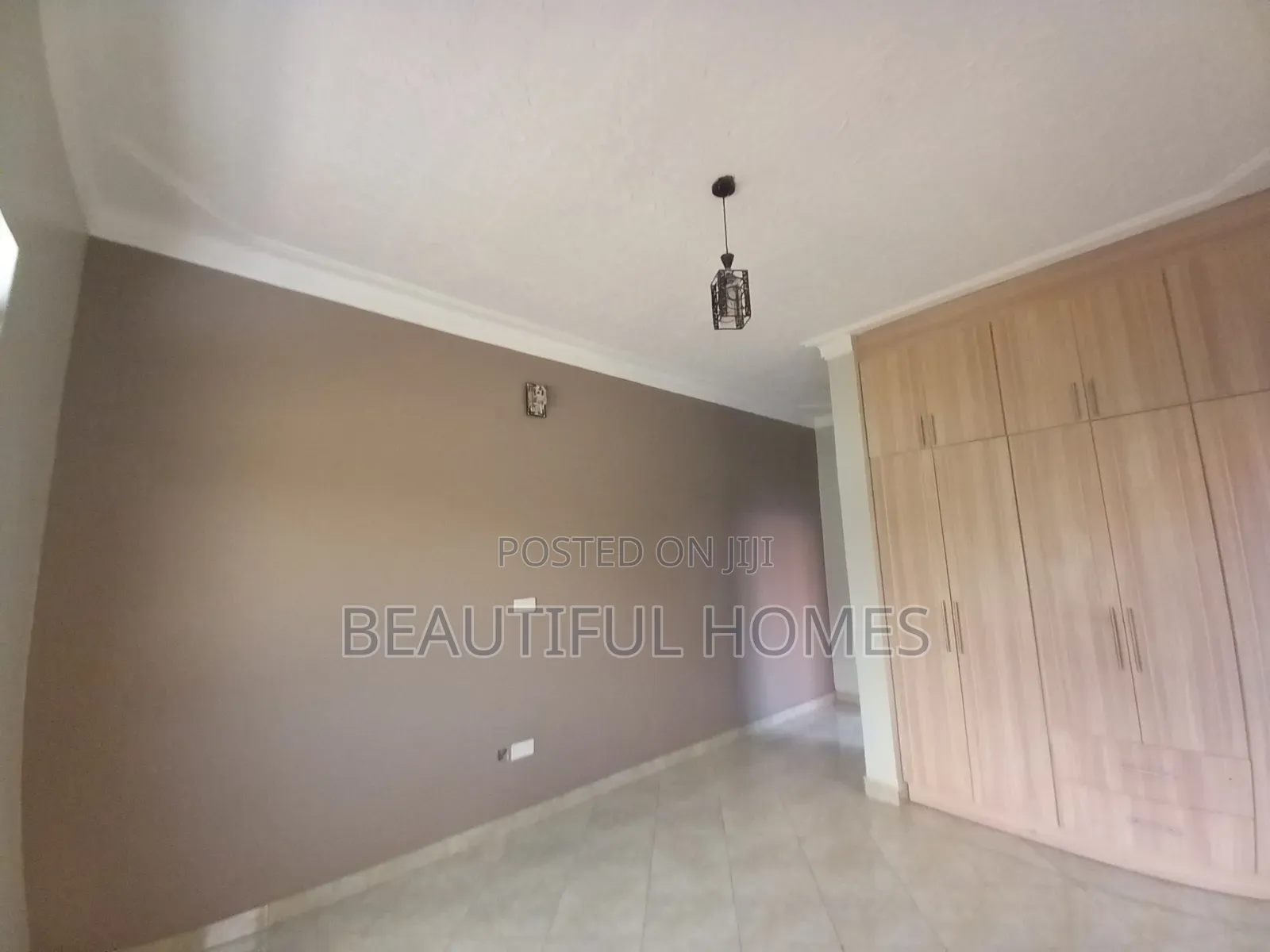 Furnished 4bdrm Villa in Kira for sale in Kira
