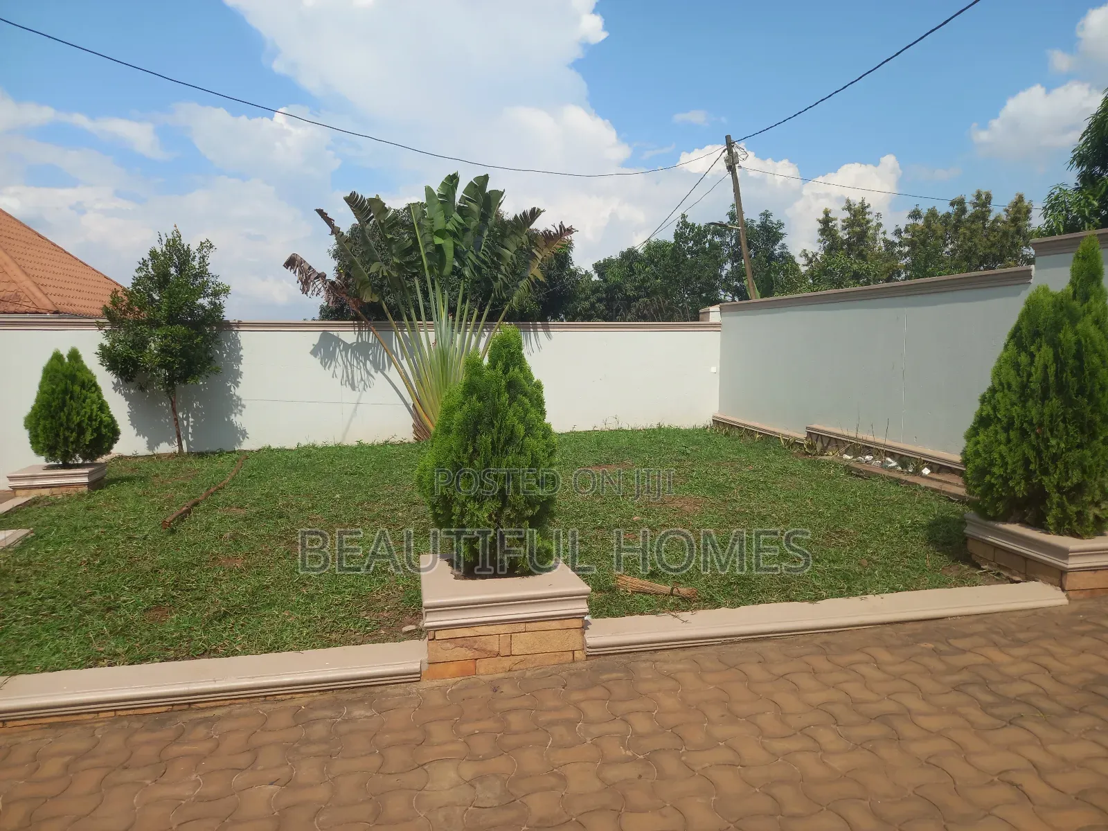Furnished 4bdrm House in Kira for sale in Kira