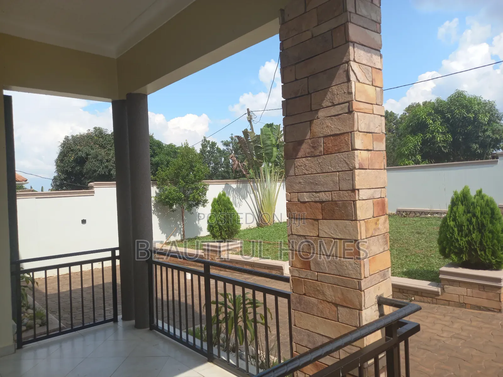 Furnished 4bdrm Bungalow in Kira for sale in Kira