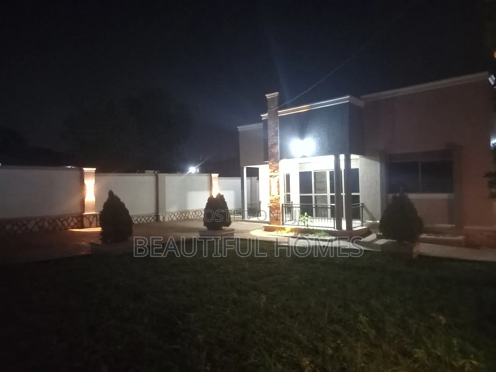 Furnished 4bdrm House in Kira for sale in Kira