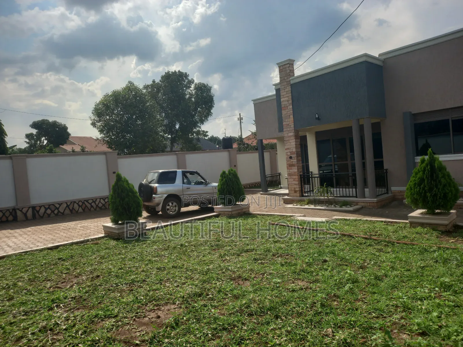 Furnished 4bdrm House in Kira for sale in Kira