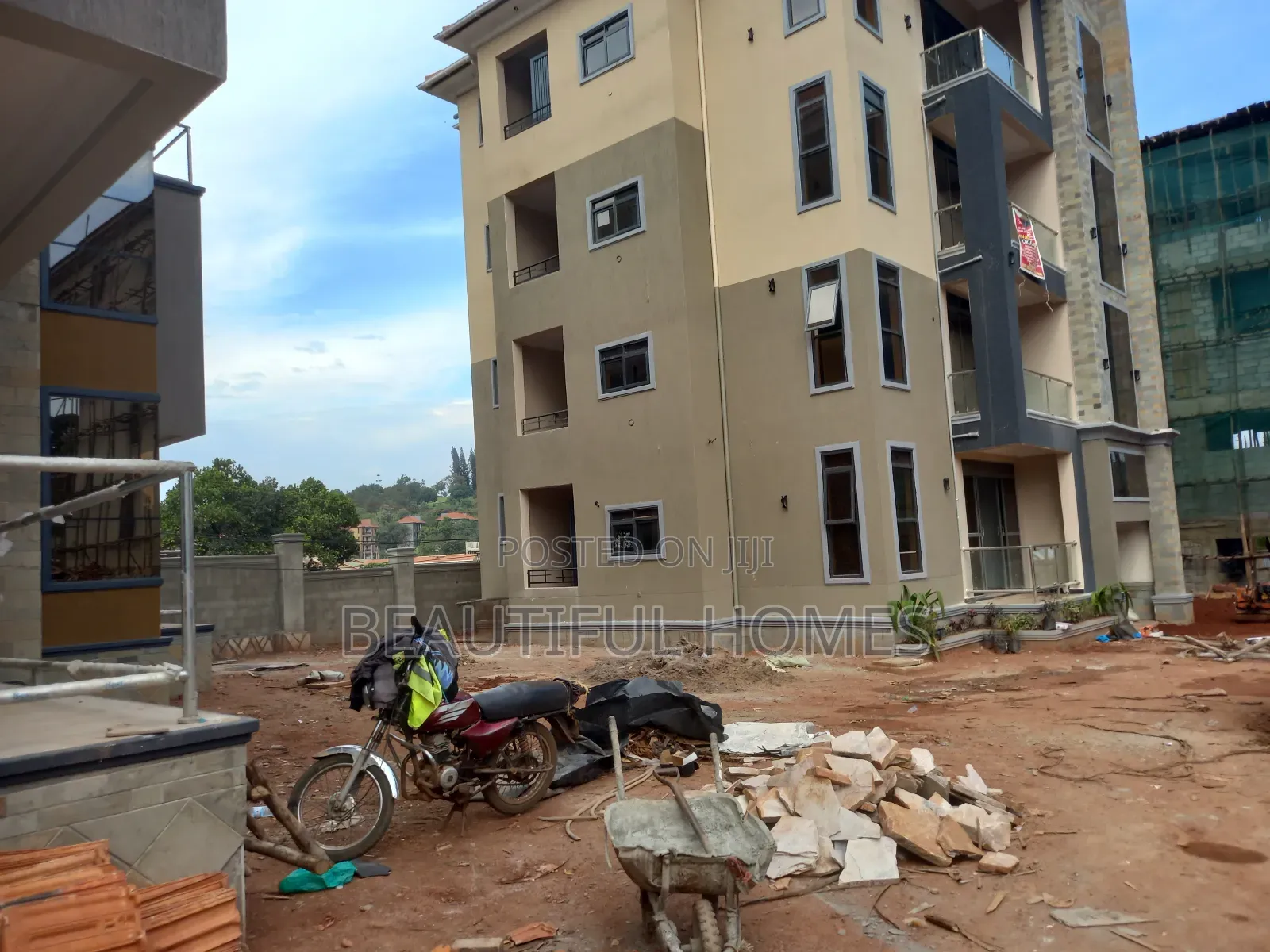 Furnished 2bdrm Apartment in Kisaasi, Nakawa for sale in Nakawa