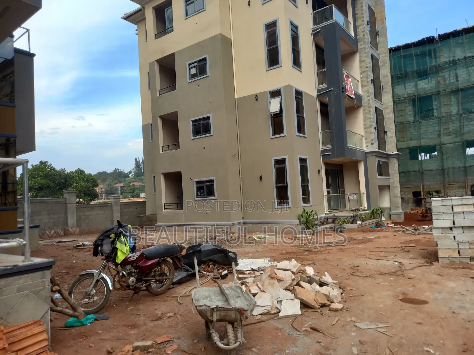Furnished 2bdrm Apartment in Kisaasi, Nakawa for sale in Nakawa