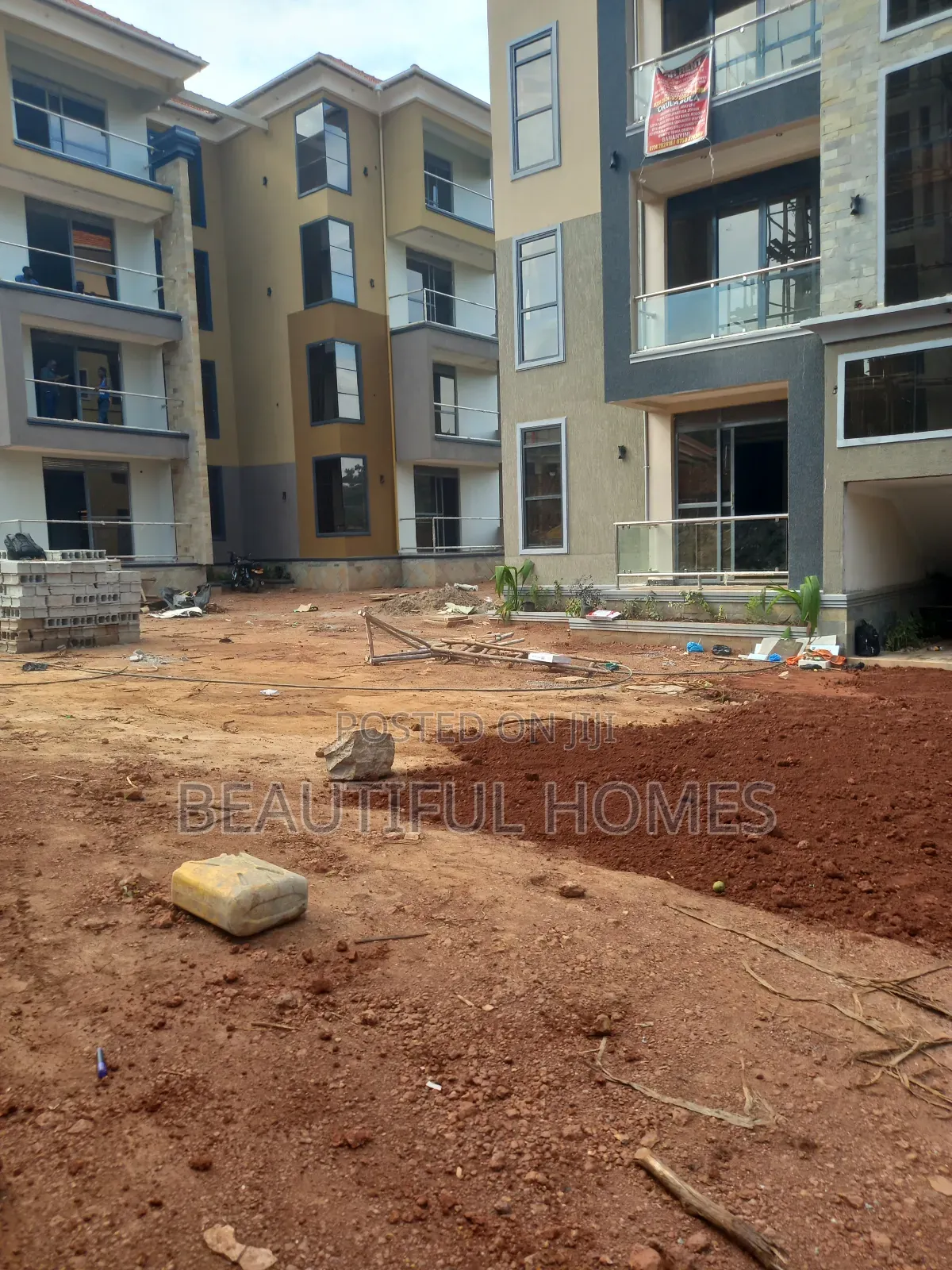 Furnished 2bdrm Apartment in Kisaasi, Nakawa for sale in Nakawa