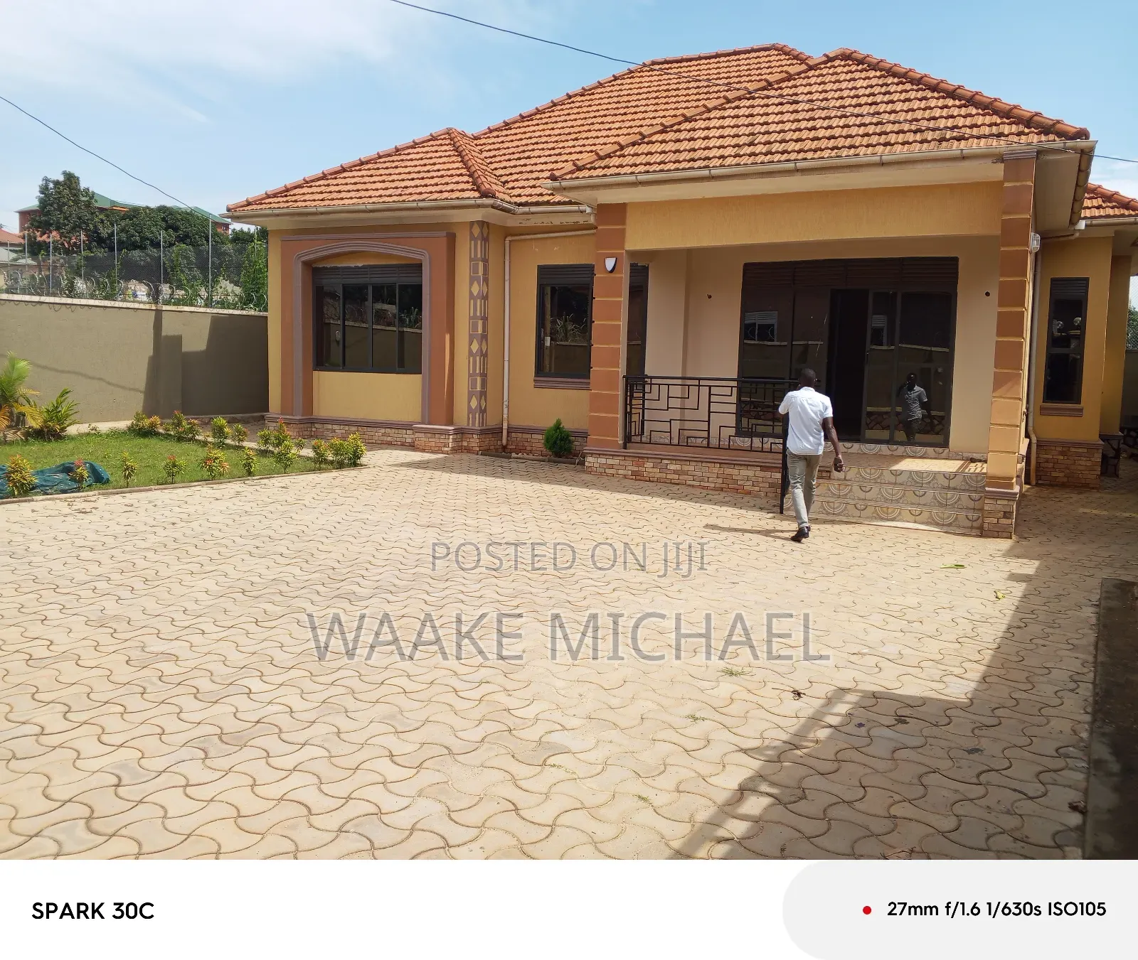 4bdrm Bungalow in Kira Estate, Central Division for rent in Central Division
