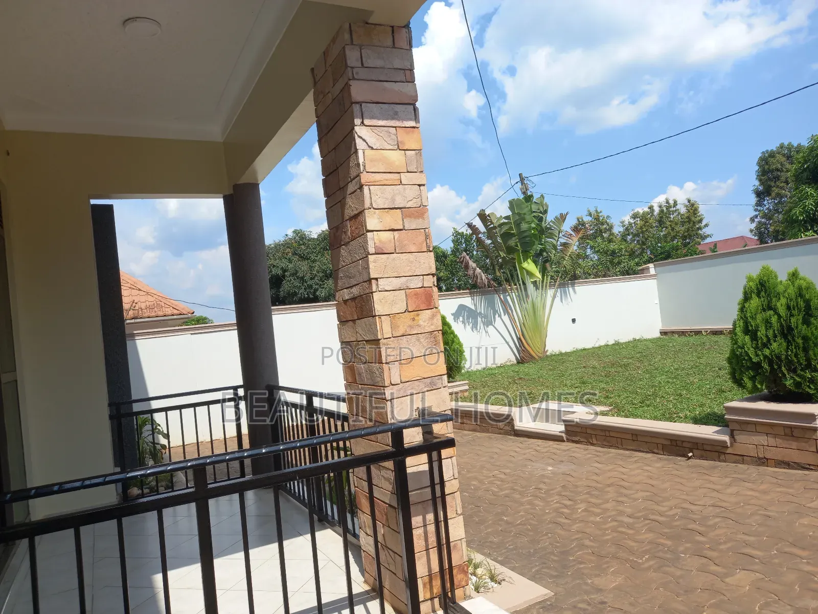Furnished 4bdrm House in Kira for sale in Kira