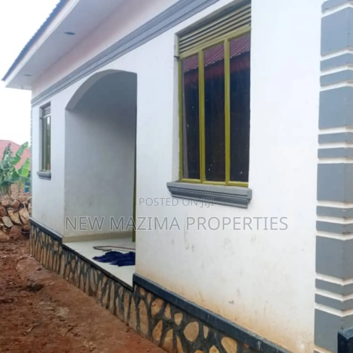 2bdrm House in Buloba, Division A for sale in Division A
