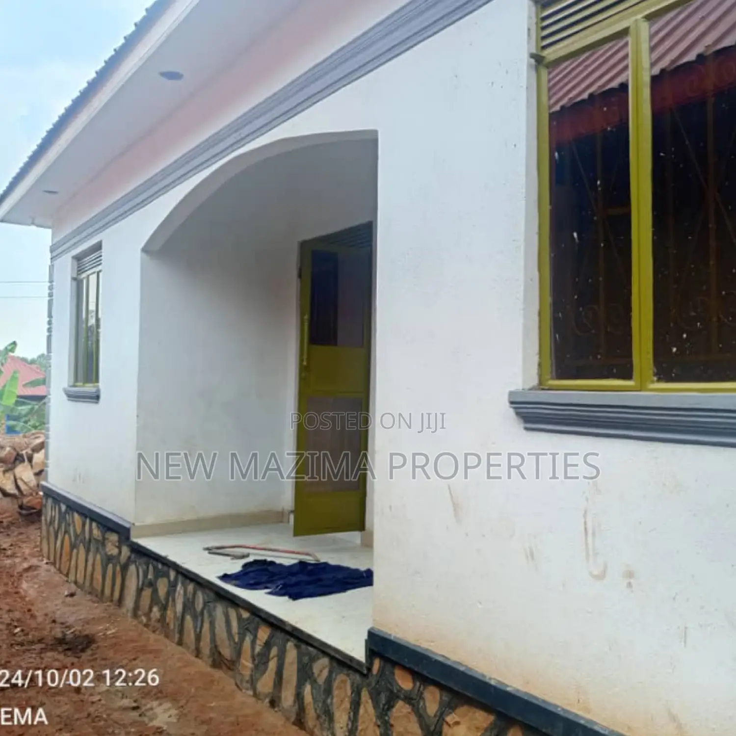 2bdrm House in Buloba, Division A for sale in Division A