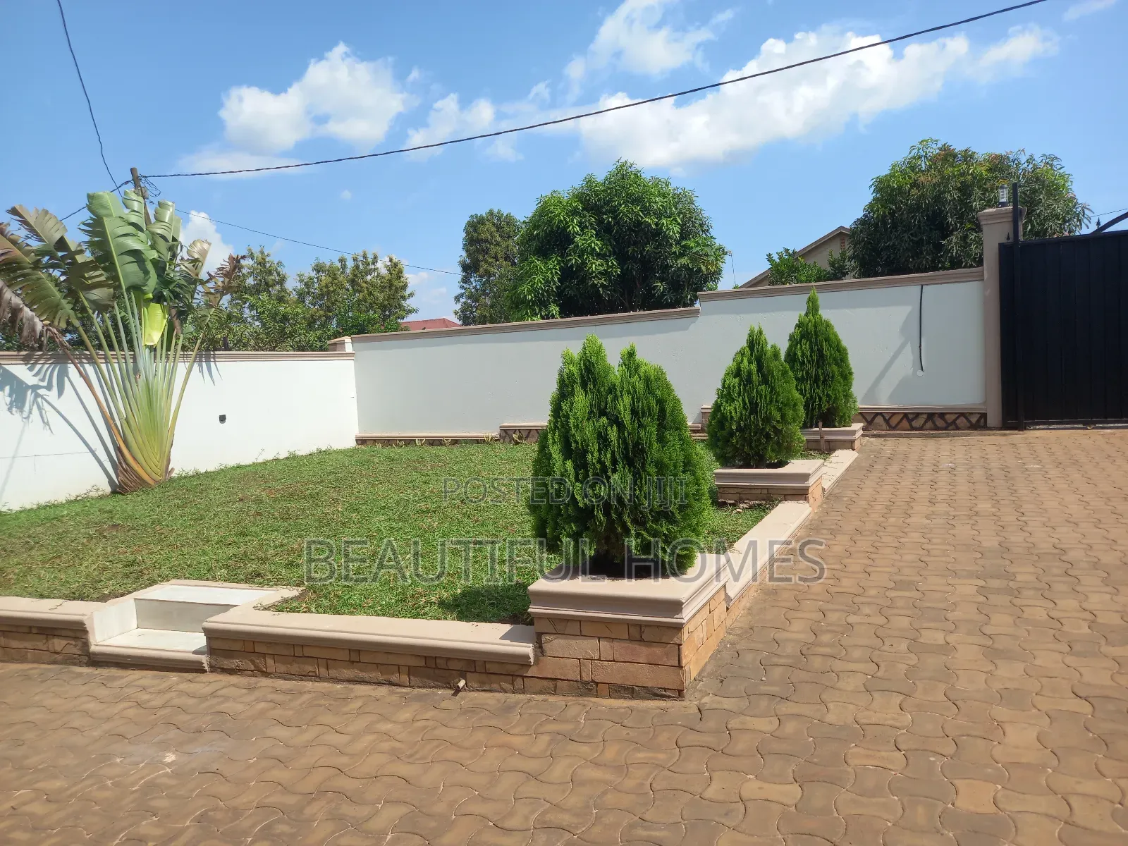 Furnished 4bdrm House in Kira for sale in Kira