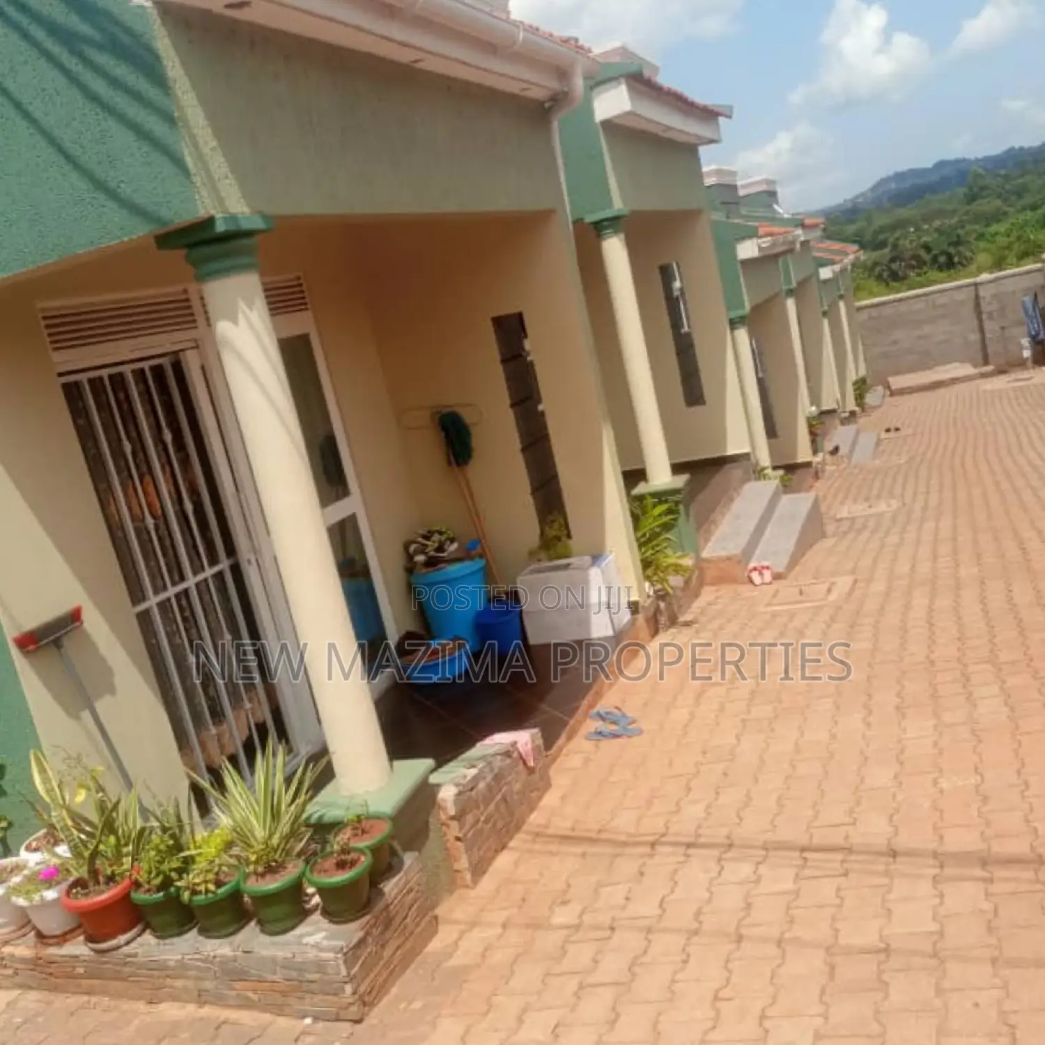 6bdrm House in Seguku Heights, Division A for sale in Division A