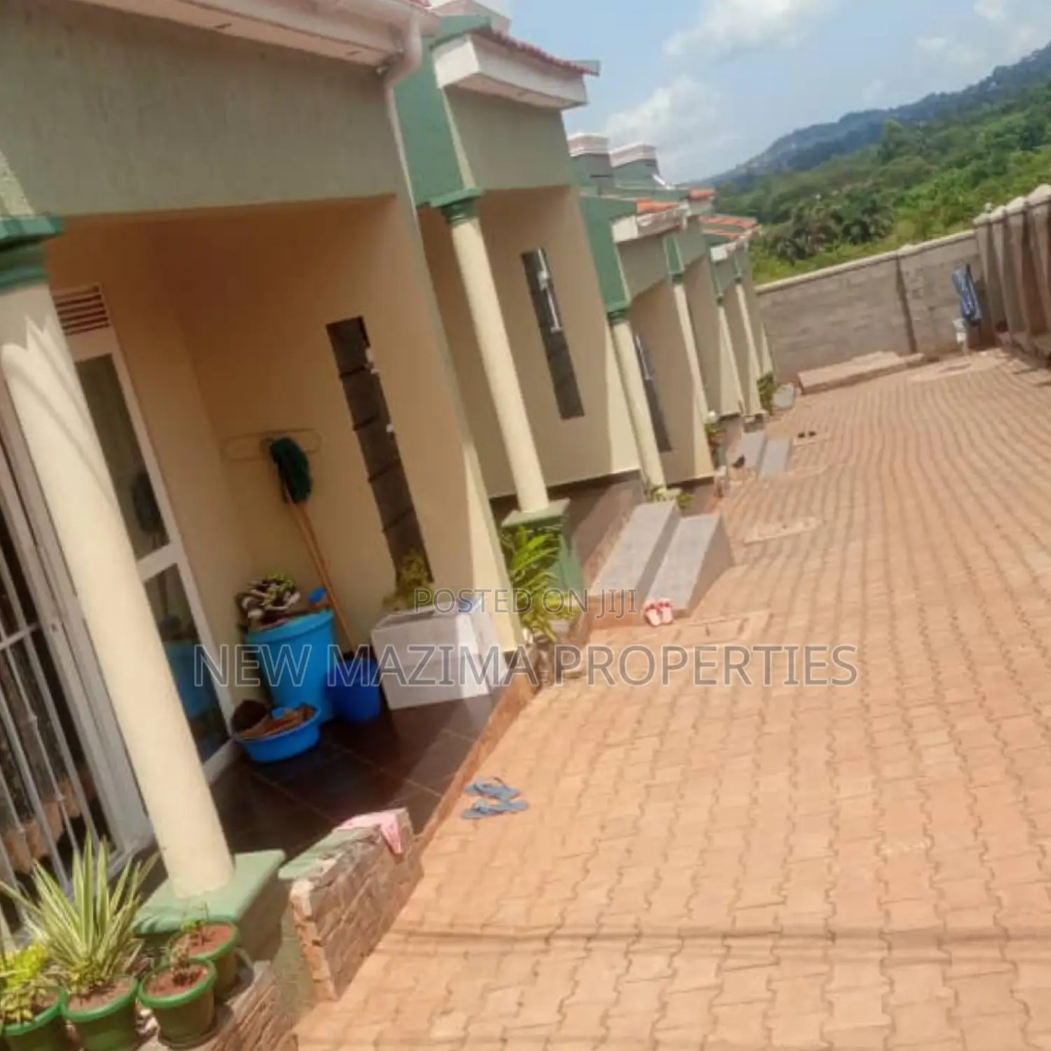 6bdrm House in Seguku Heights, Division A for sale in Division A