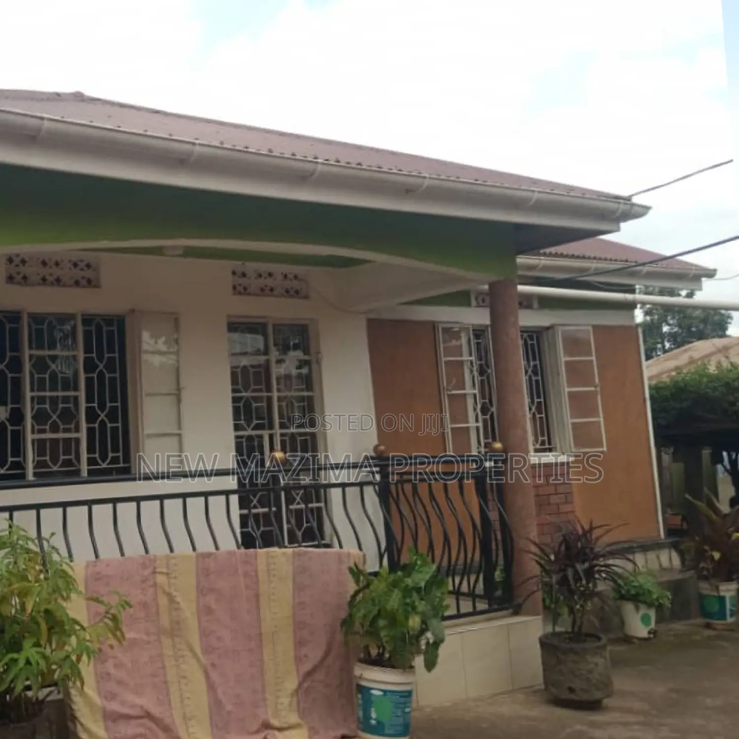 3bdrm Bungalow in Busega, Division A for sale in Division A