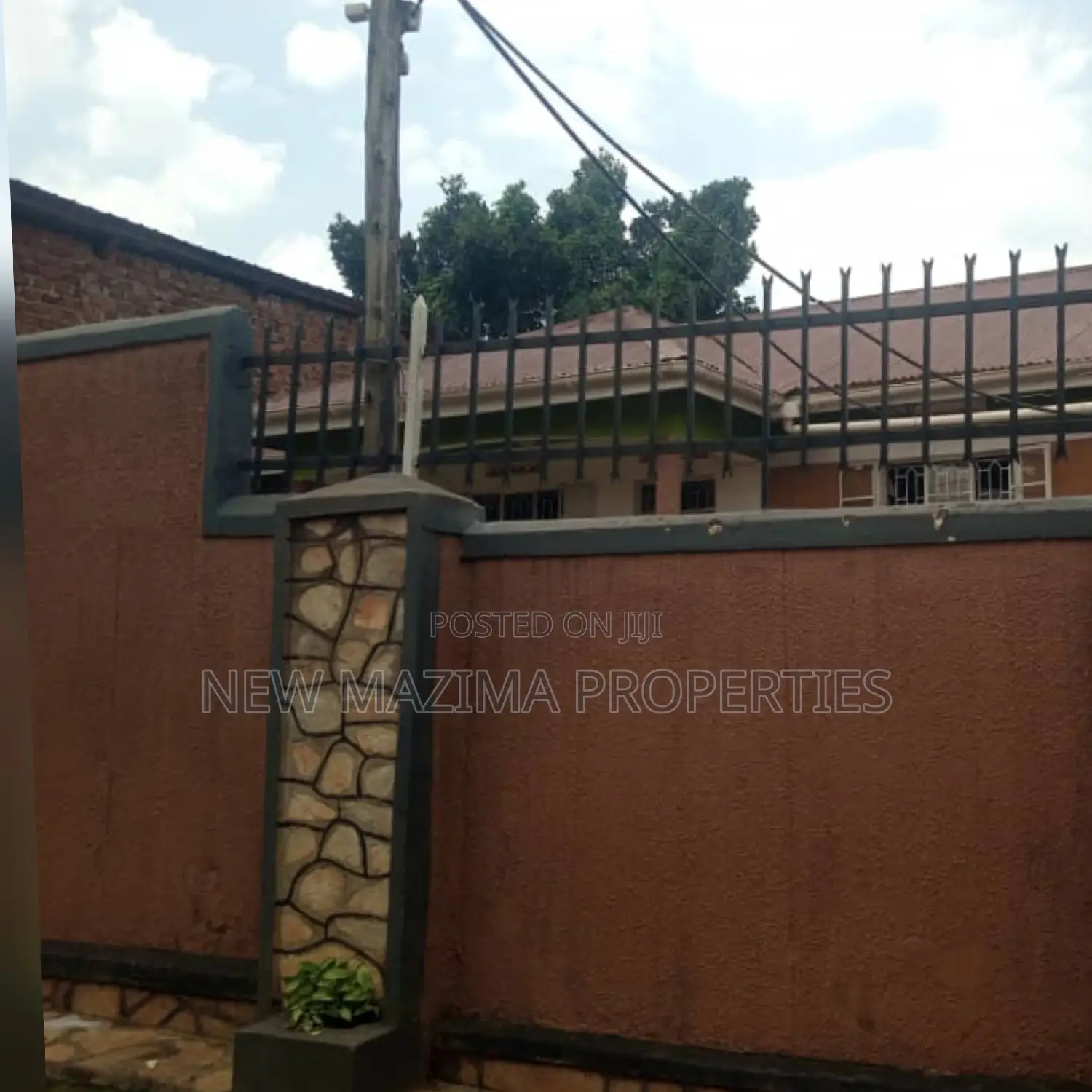 3bdrm Bungalow in Busega, Division A for sale in Division A
