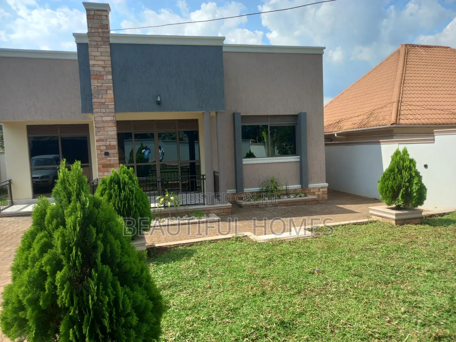 Furnished 4bdrm Bungalow in Kira for sale in Kira