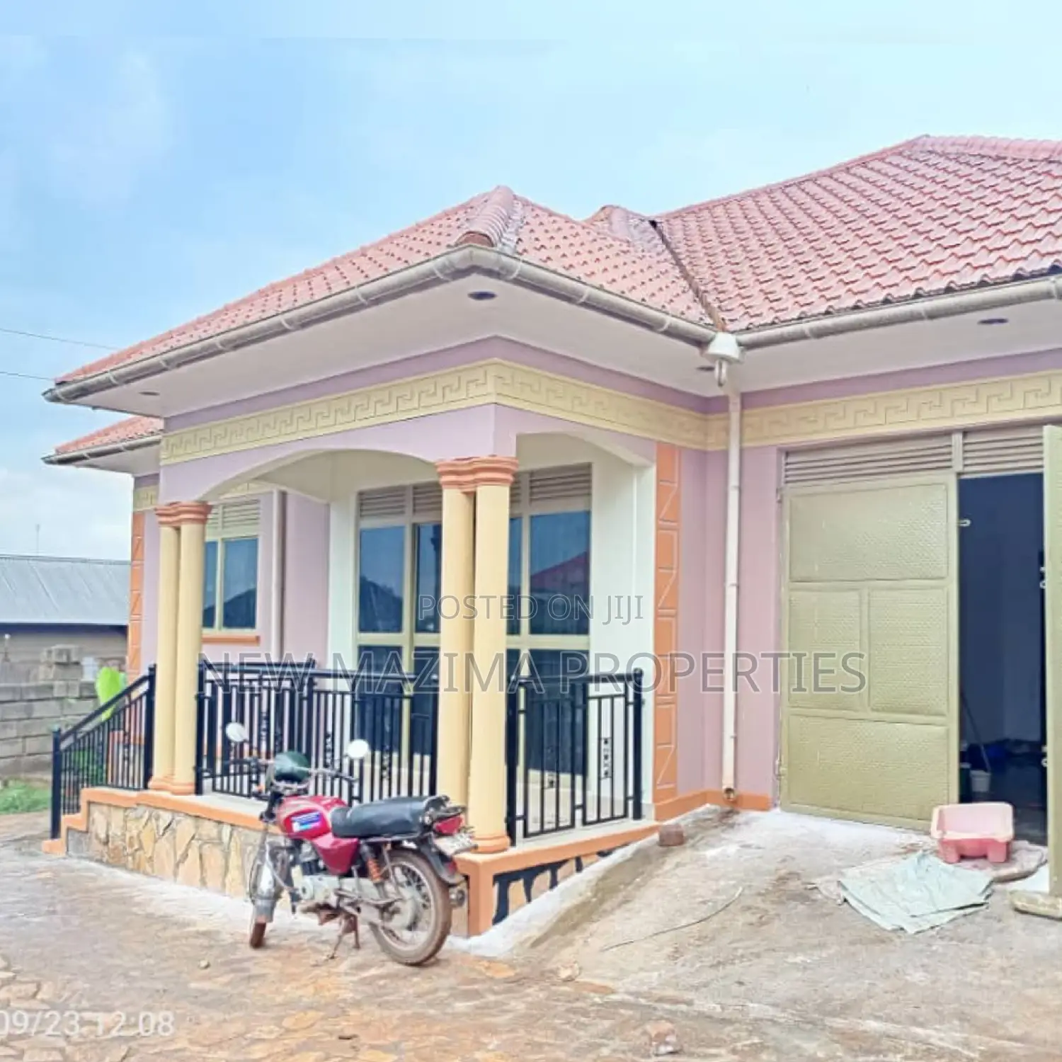 3bdrm Bungalow in Bulenga Buloba, Division A for sale in Division A