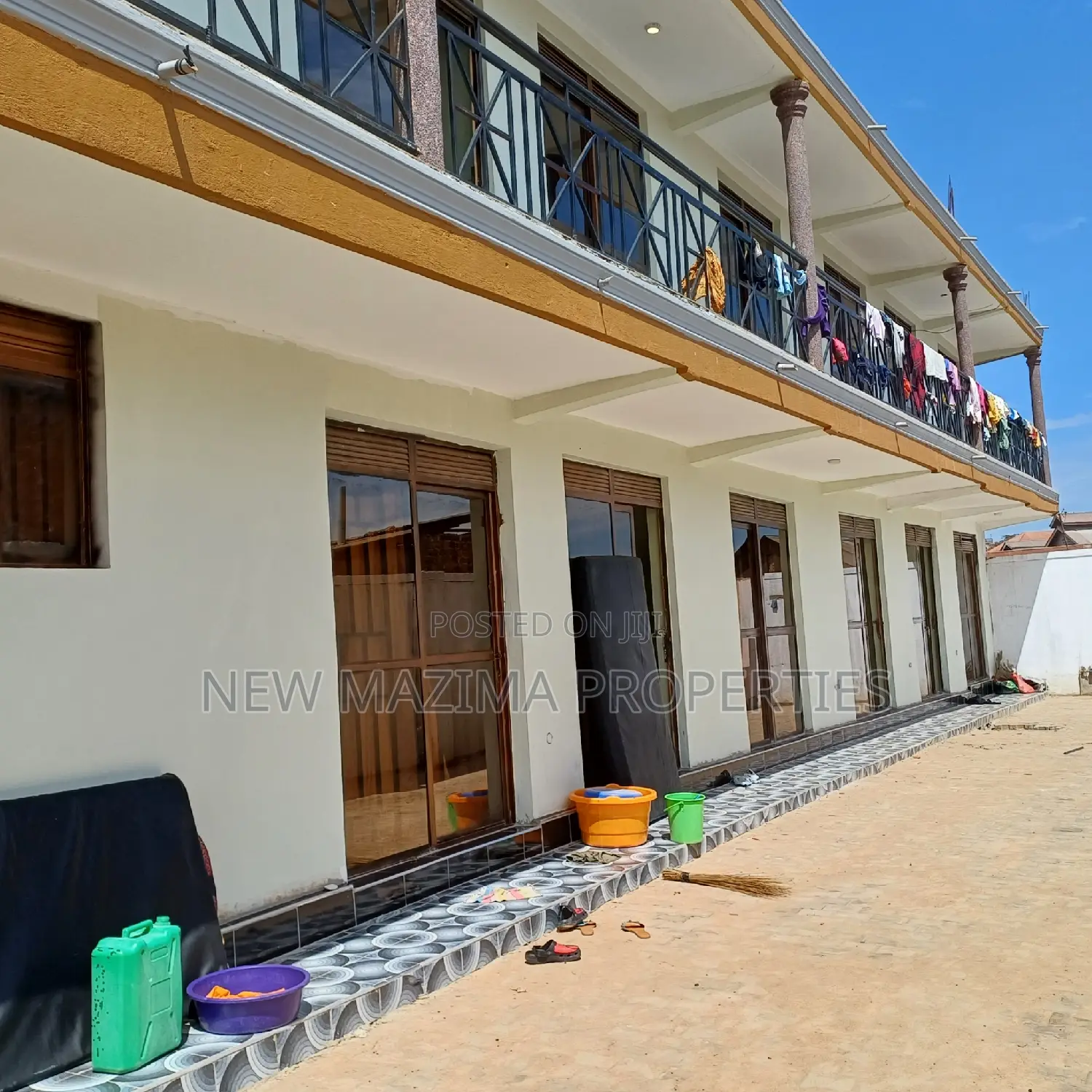 16bdrm Block of Flats in Rubaga Wakaliga, Division A for sale in Division A