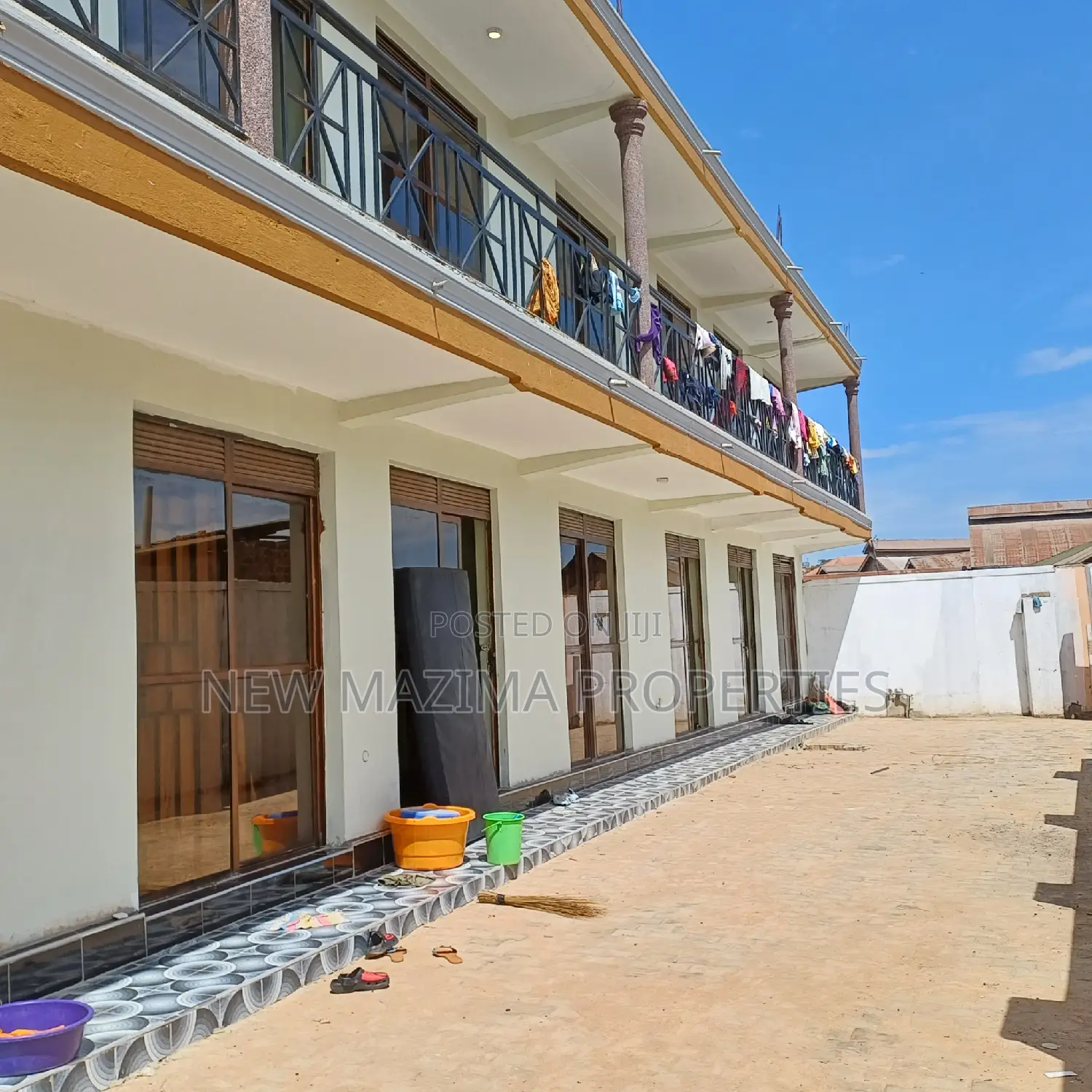 16bdrm Block of Flats in Rubaga Wakaliga, Division A for sale in Division A