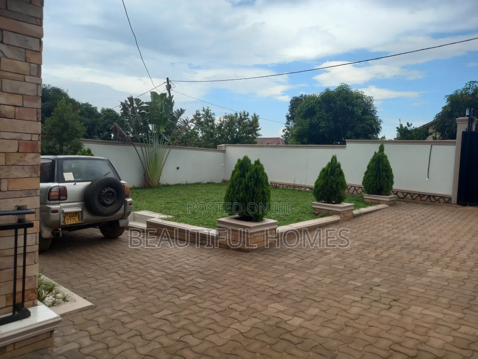 Furnished 4bdrm House in Kira for sale in Kira