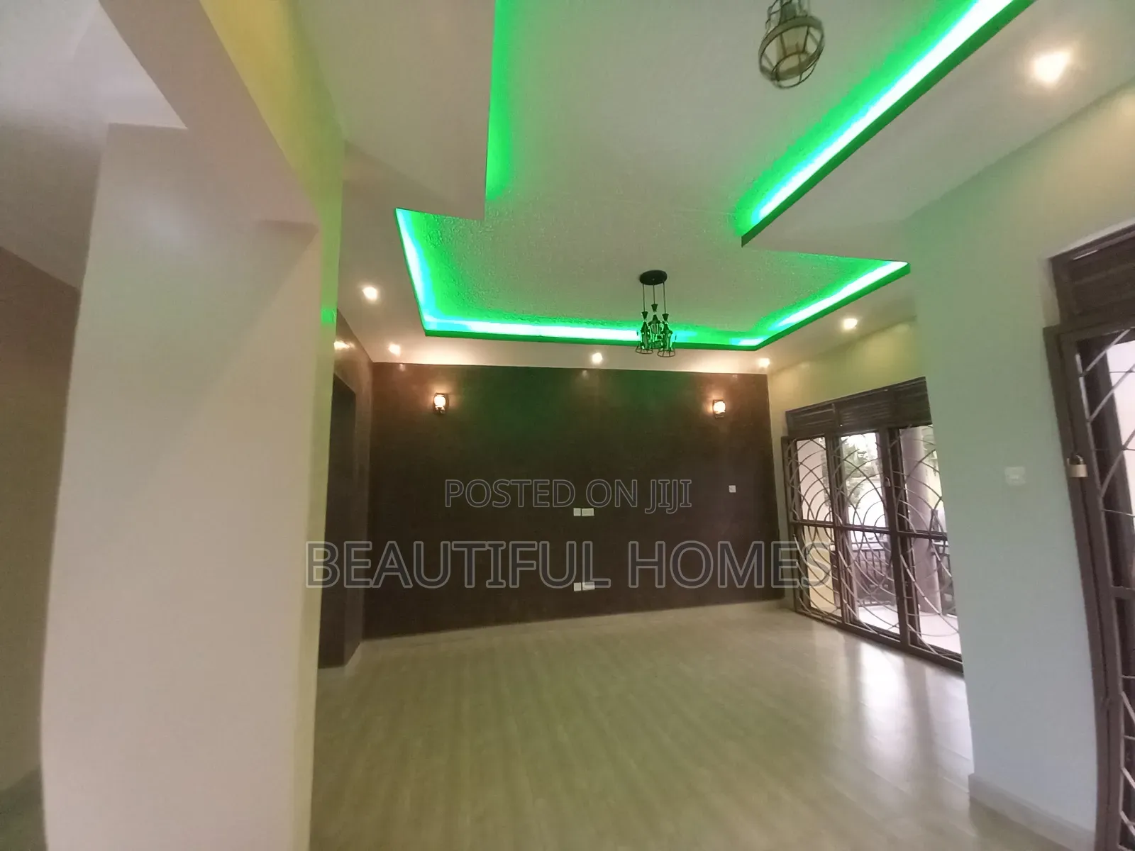 Furnished 4bdrm Villa in Kira for sale in Kira