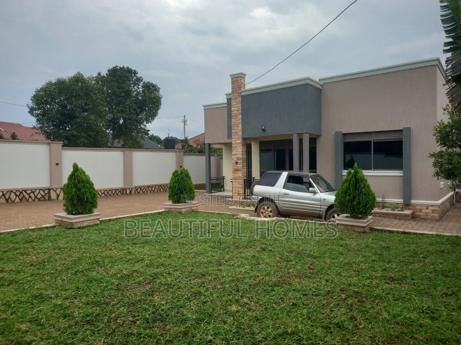 Furnished 4bdrm Villa in Kira for sale in Kira