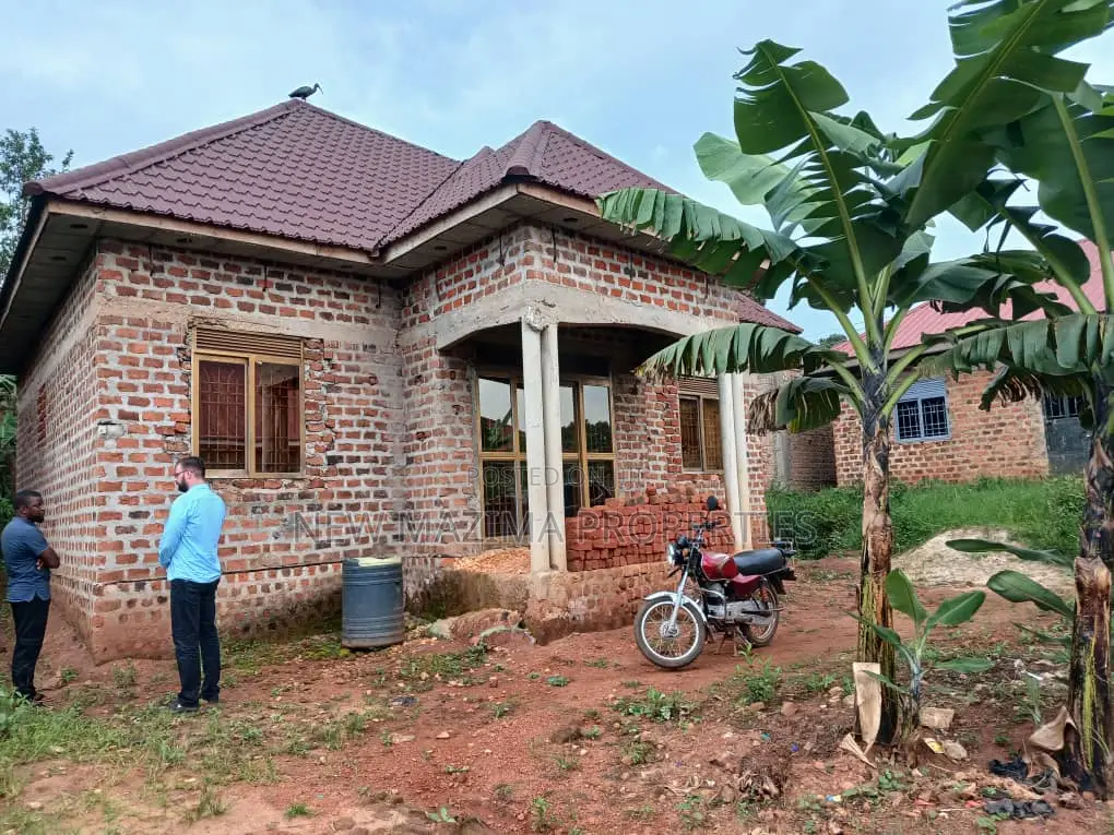 3bdrm House in Bulenga Buloba, Division A for sale in Division A