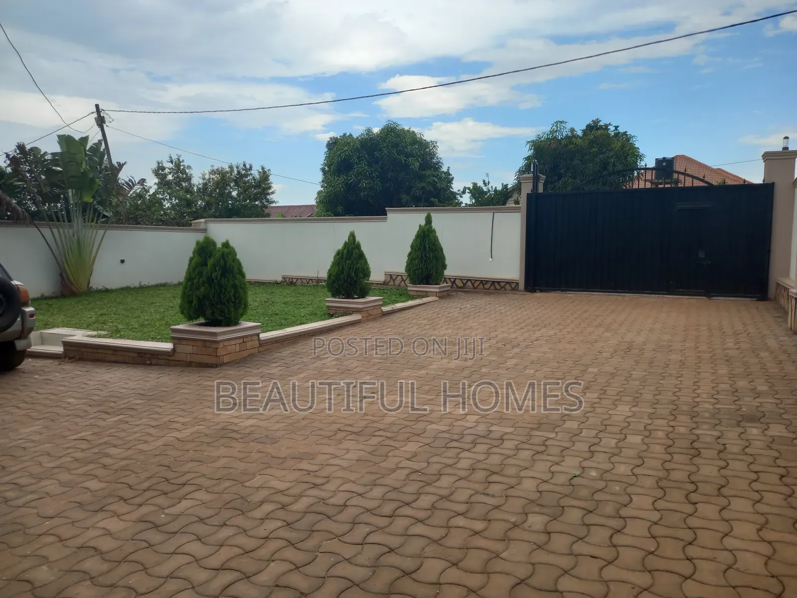 Furnished 4bdrm House in Kira for sale in Kira