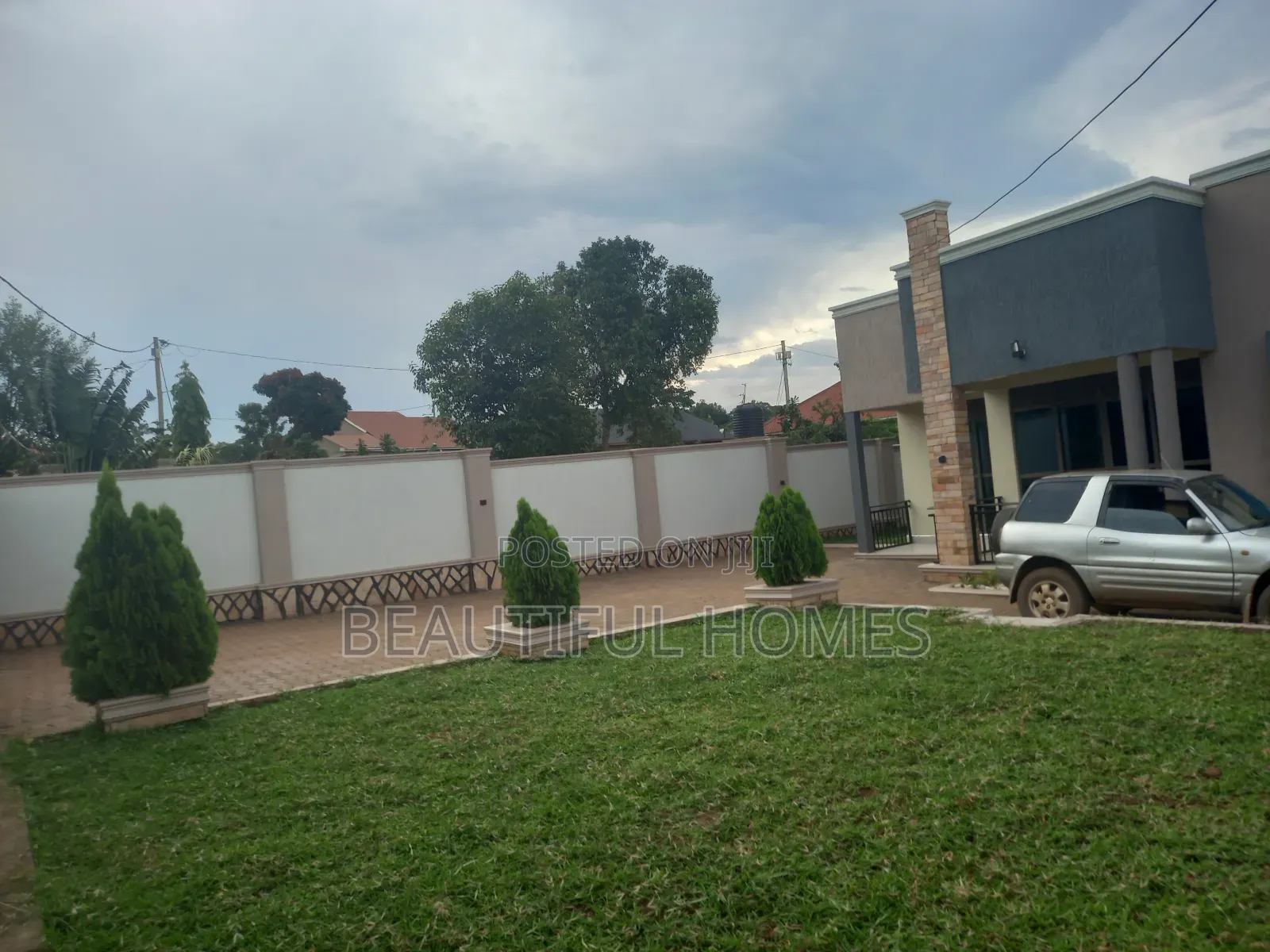 Furnished 4bdrm House in Kira for sale in Kira