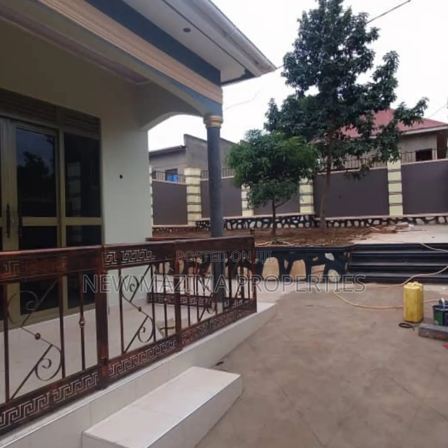 3bdrm Bungalow in Bulenga Town, Division A for sale in Division A