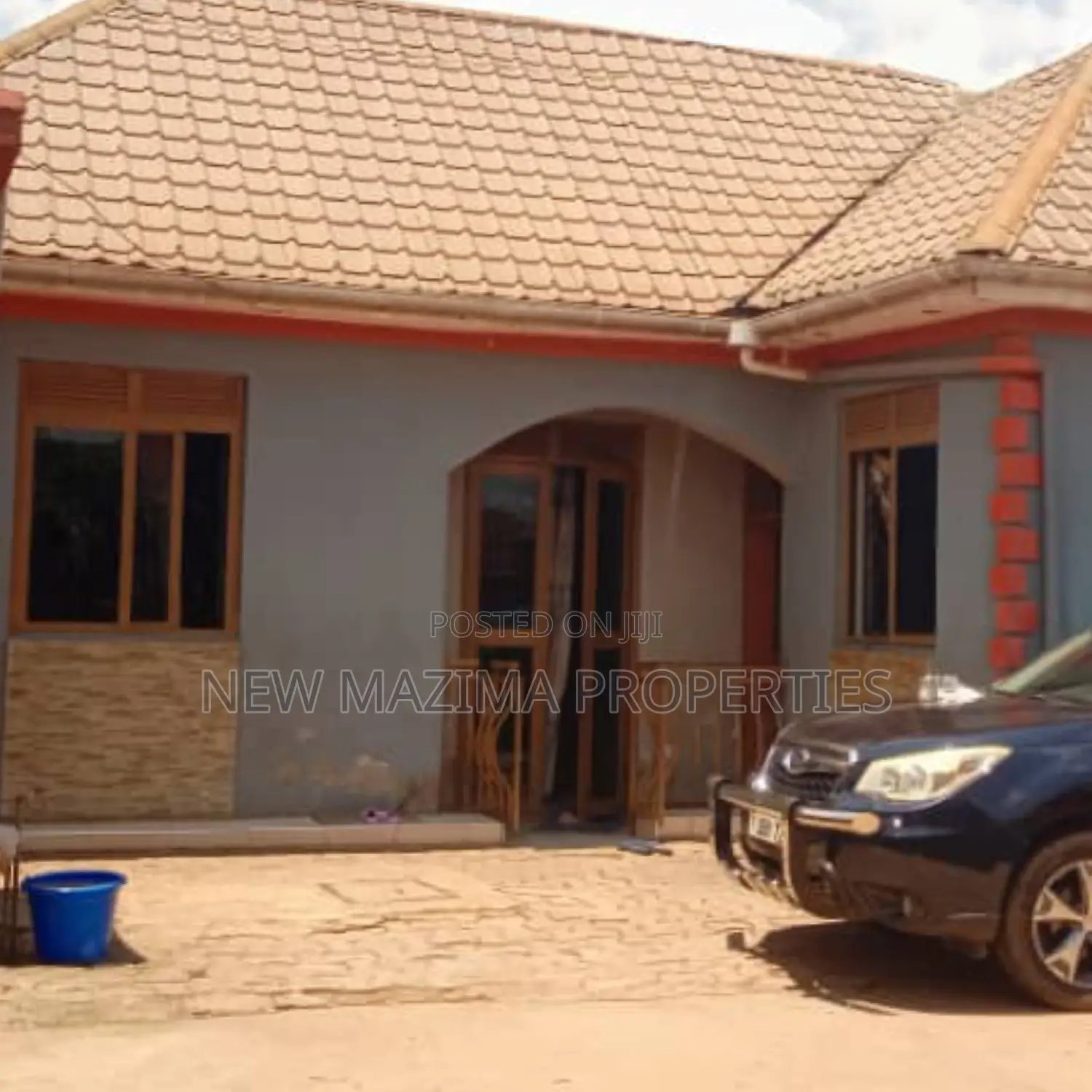 3bdrm House in Salaama Munyonyo Rd, Division A for sale in Division A