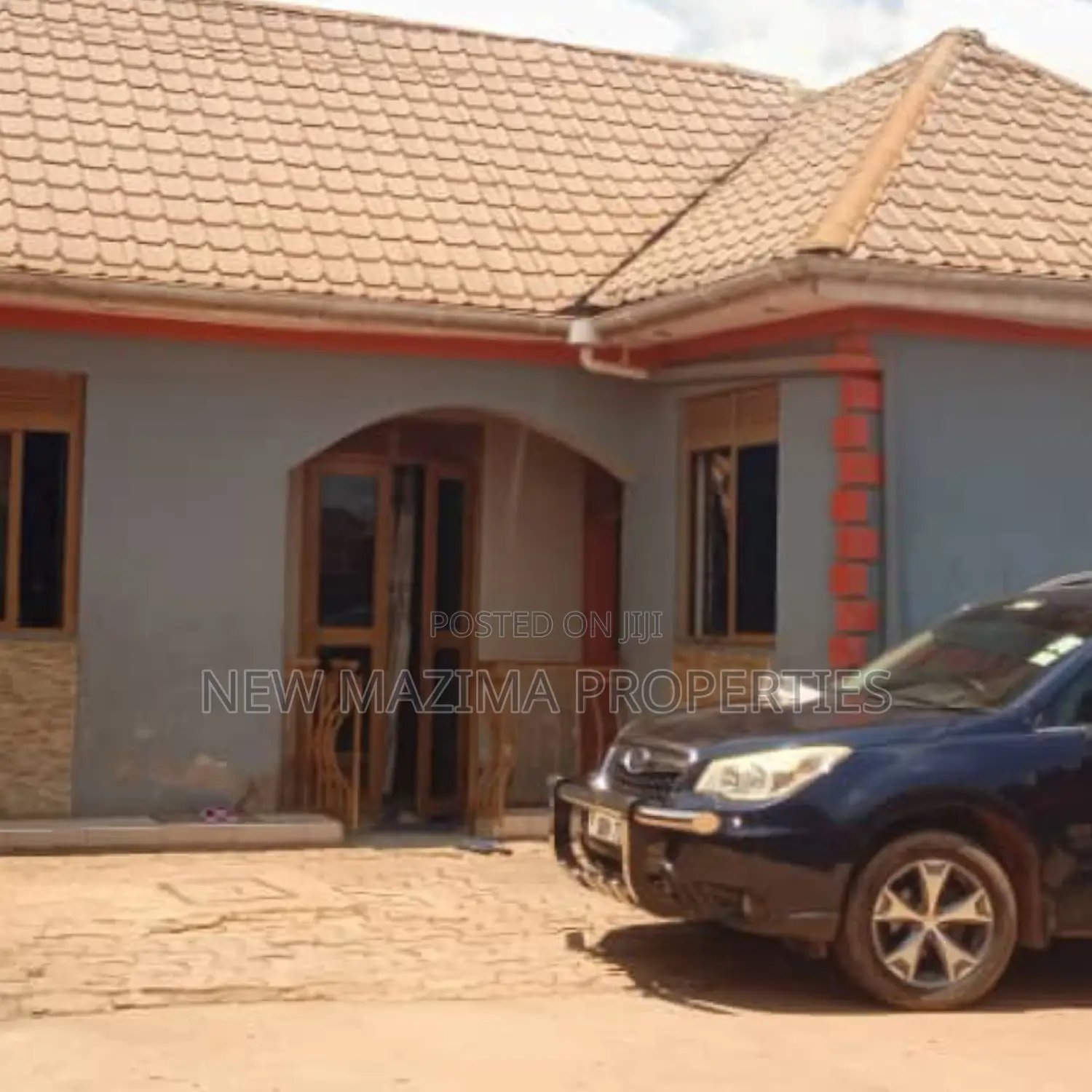3bdrm House in Salaama Munyonyo Rd, Division A for sale in Division A