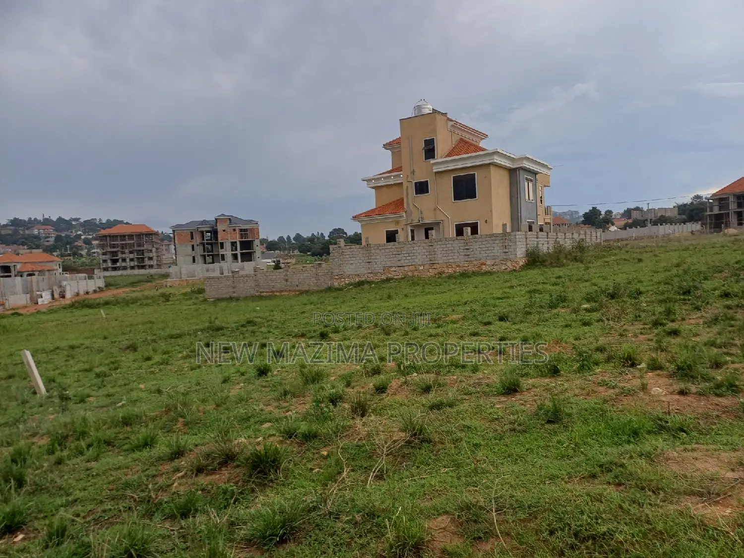 Very Beautiful 12 Decimals on Forced Sale in Heart of Kigo in Division A