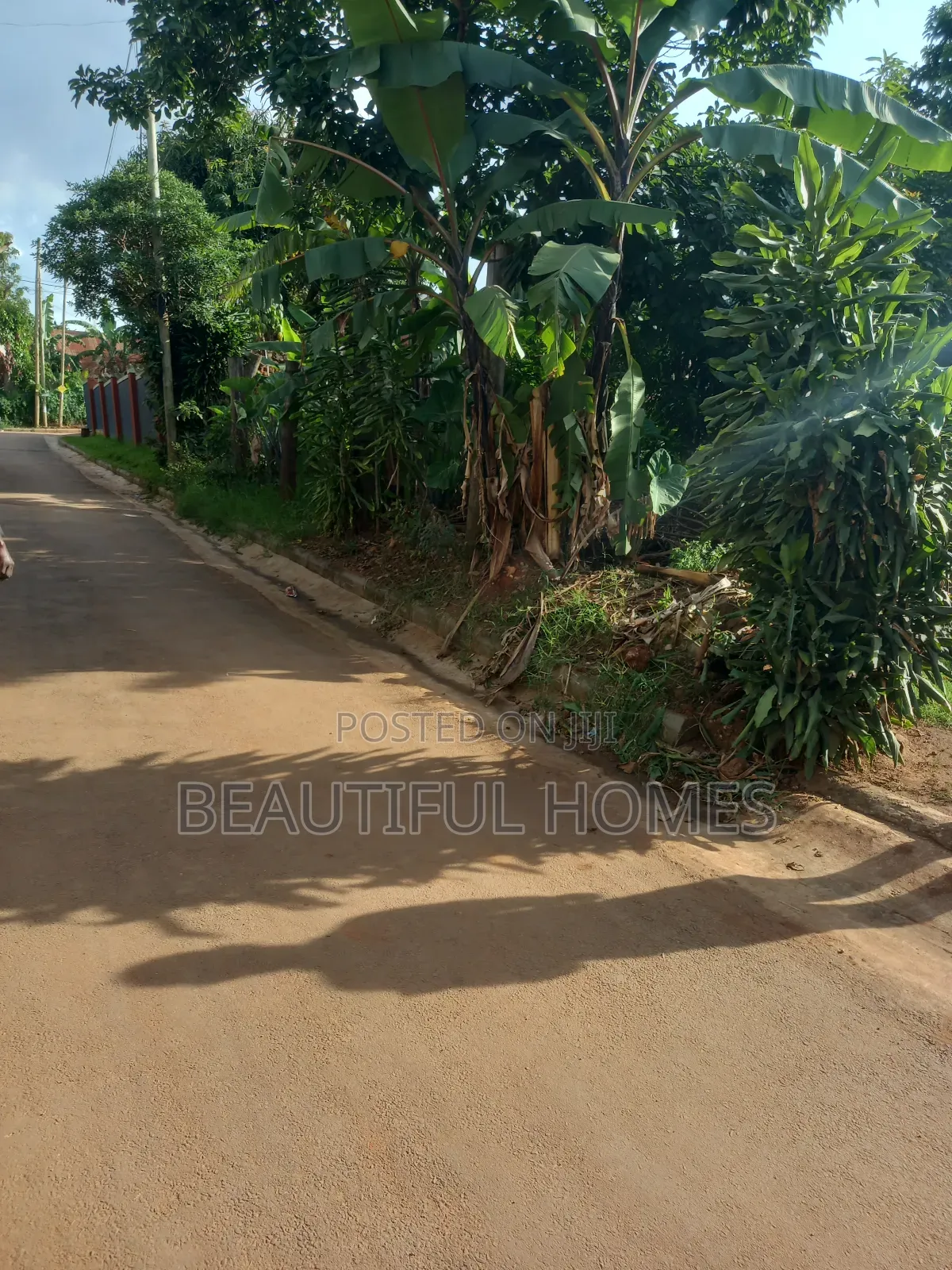 Kira Mamerito Road Prime Plot for Quicksale in Kira