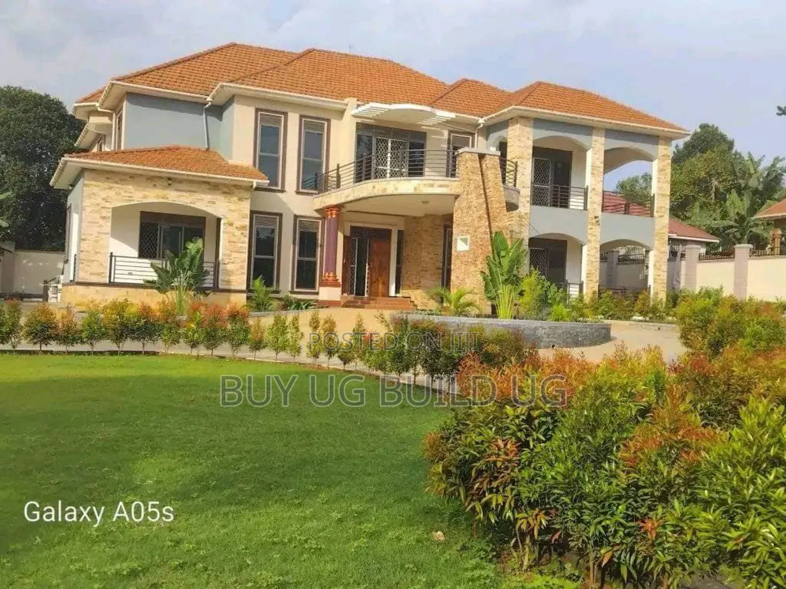 7bdrm Maisonette in Kira Nakwero for sale in Kira