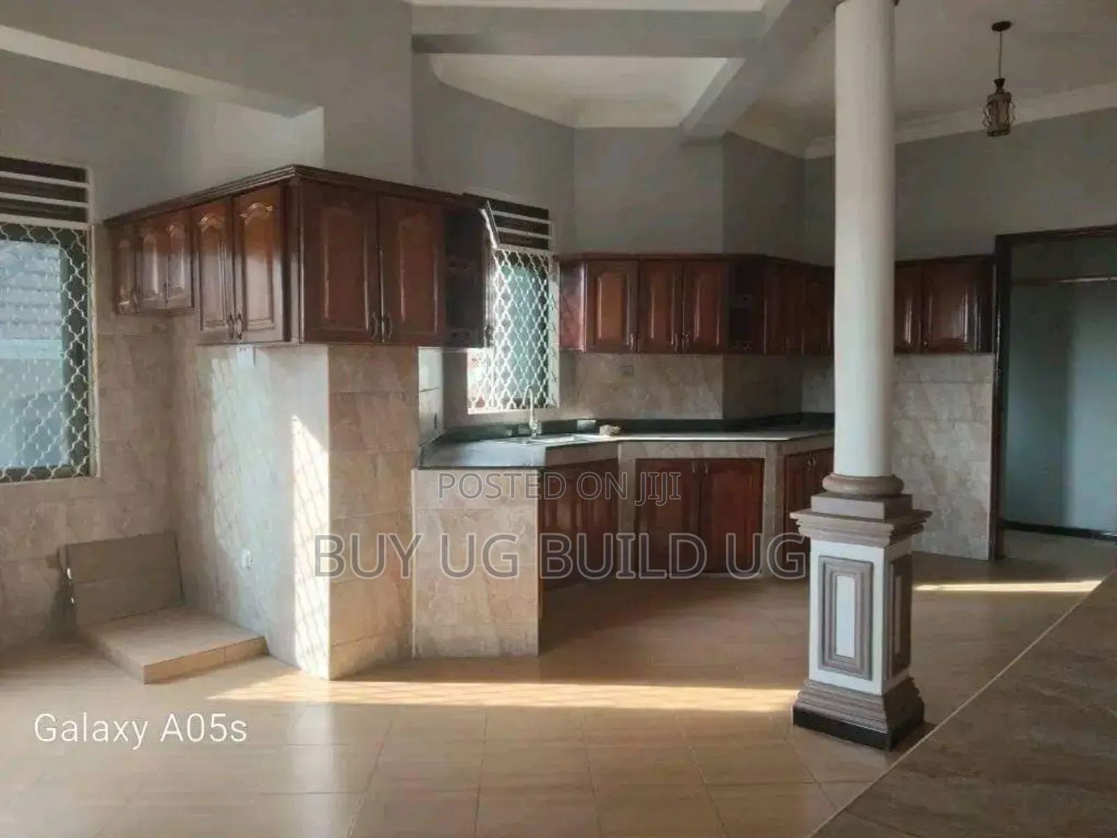 7bdrm Maisonette in Kira Nakwero for sale in Kira