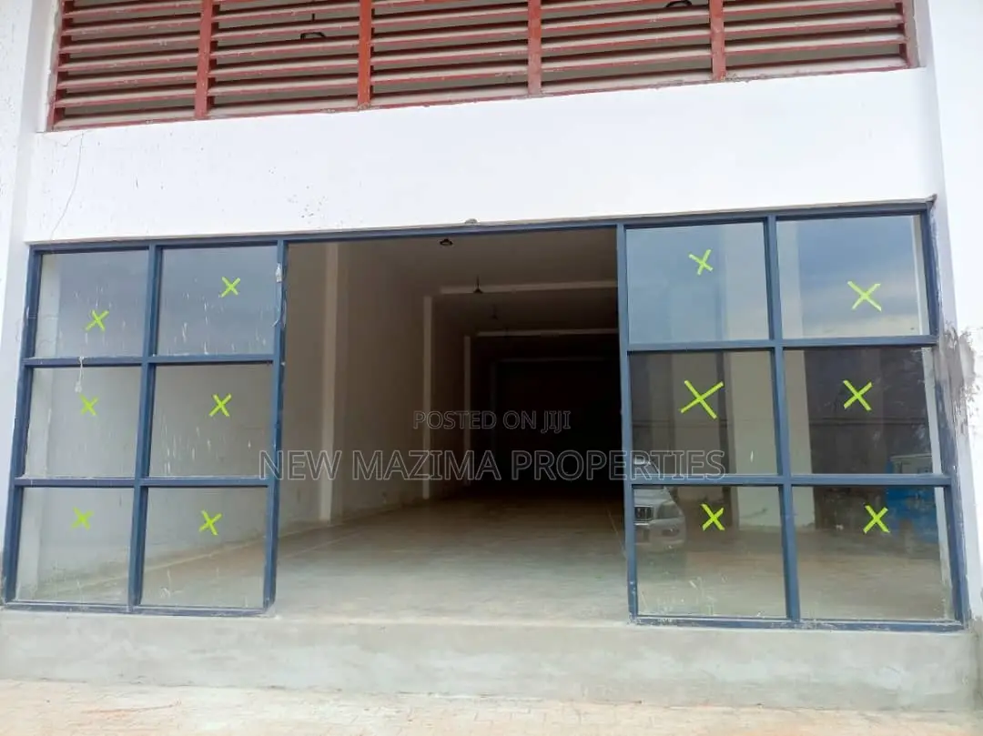 Very Strategic Ware Houses for Rent in Heart of Bugolobi in Division A