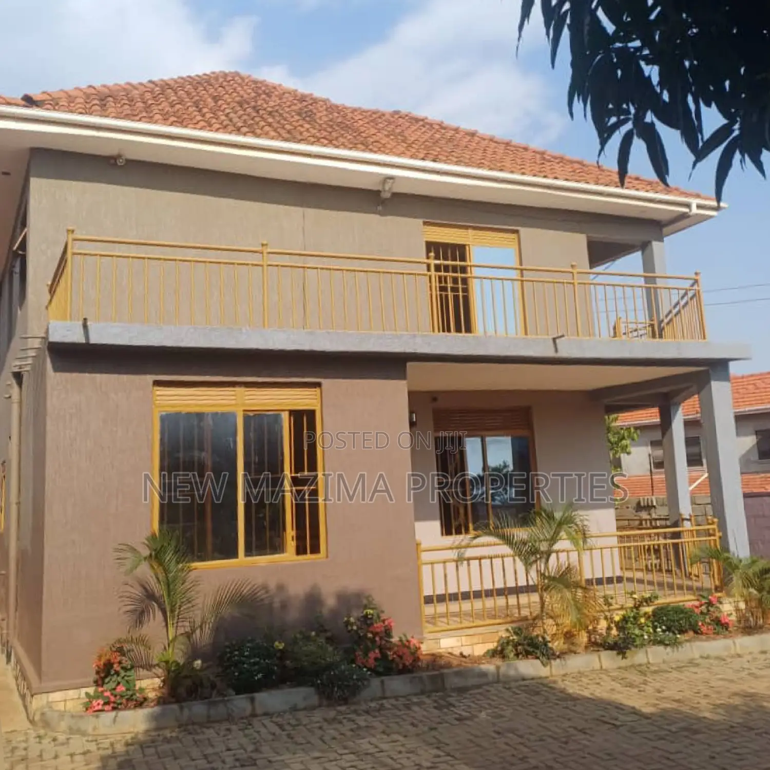 5bdrm Maisonette in Lubowa Heights, Division A for sale in Division A