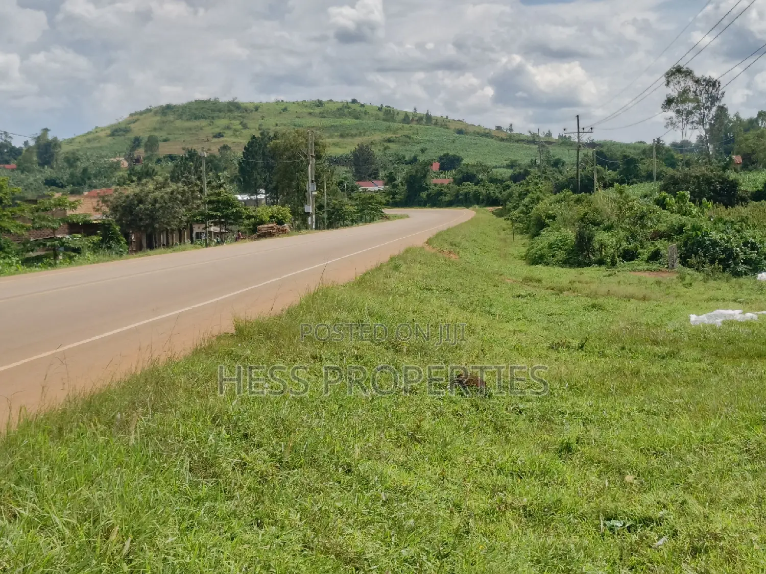 5acres of Top Hill Land on Sale Located in Kyenjojo Town in Kyenjojo