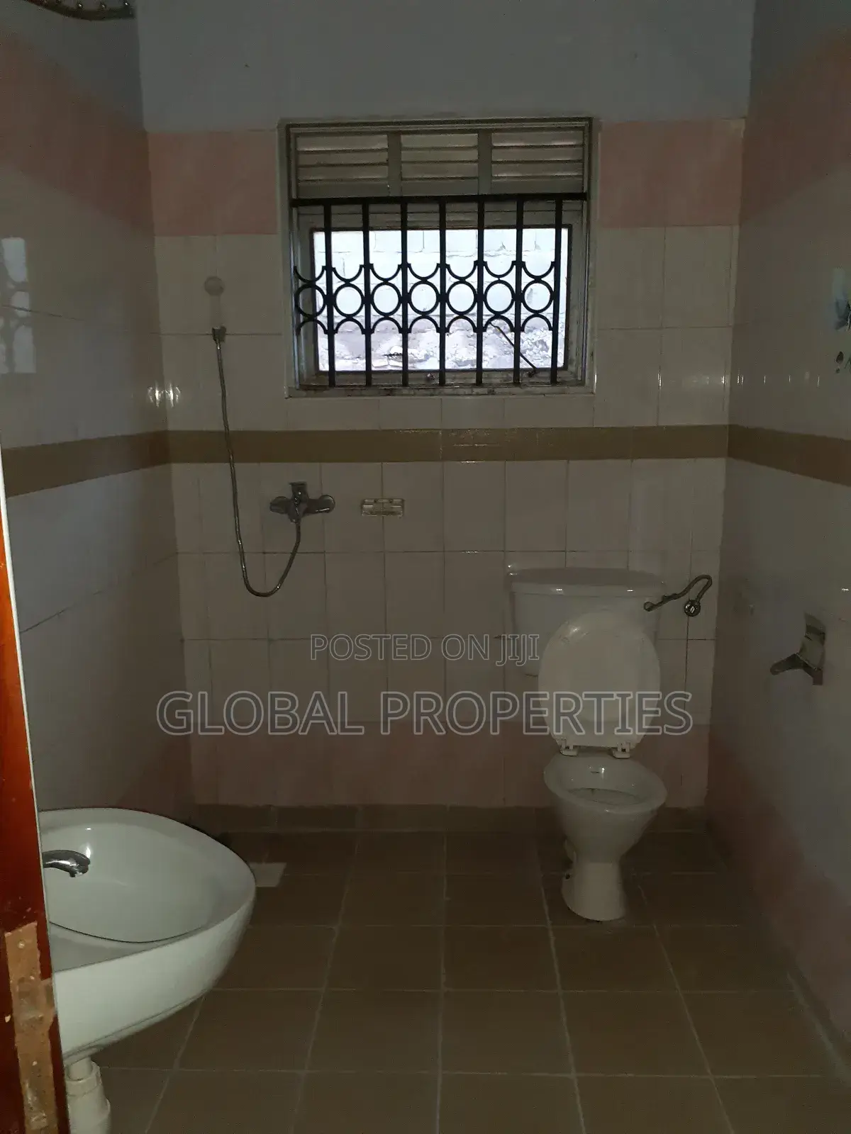 1bdrm Bungalow in Kira Najjera Rd, Central Division for rent in Central Division