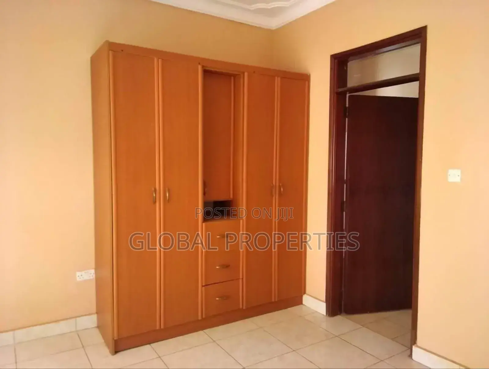 2bdrm Bungalow in Kira Estate, Central Division for rent in Central Division
