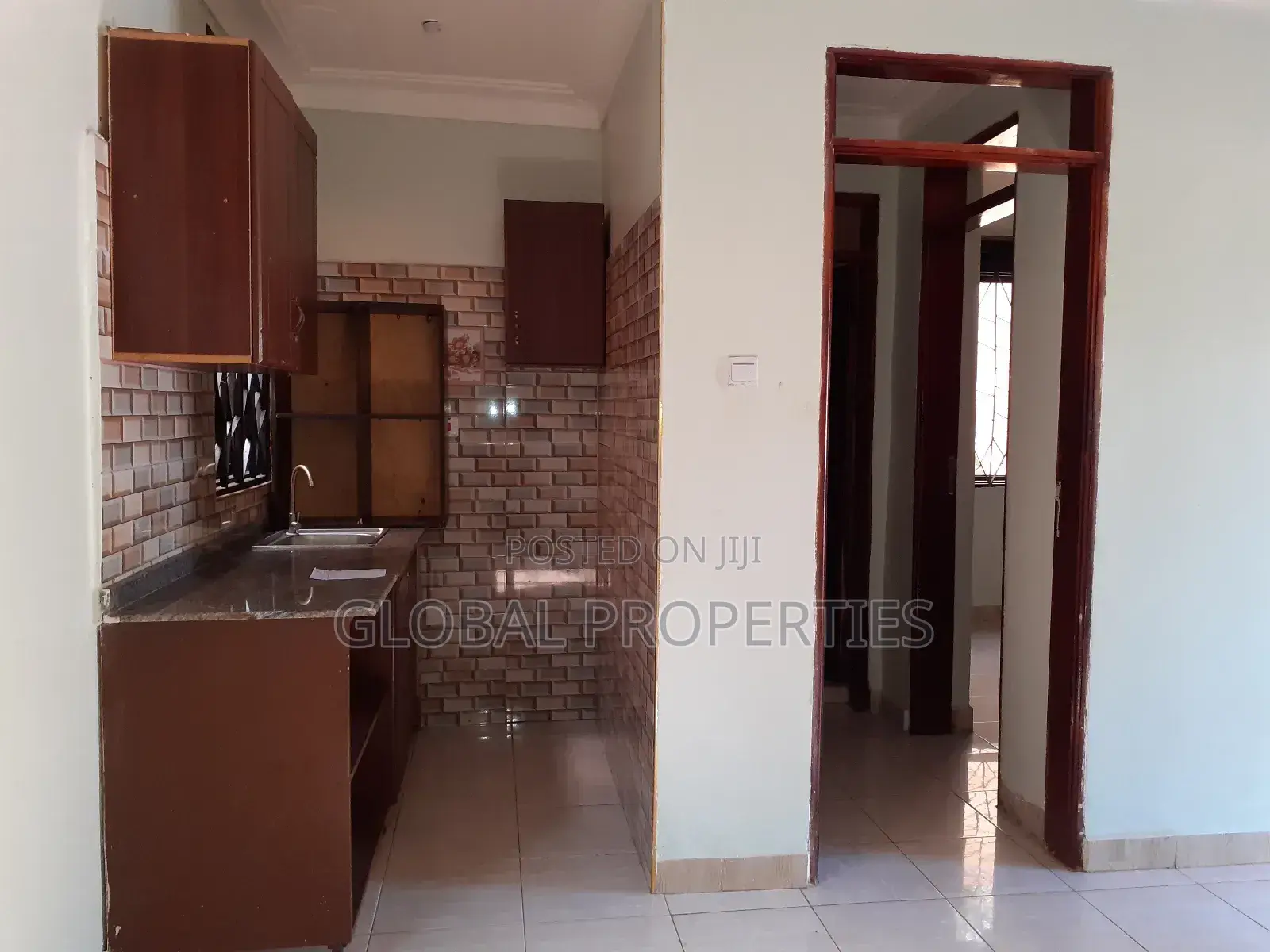 1bdrm Apartment in Kira Kyaliwajala Rd, Central Division for rent in Central Division
