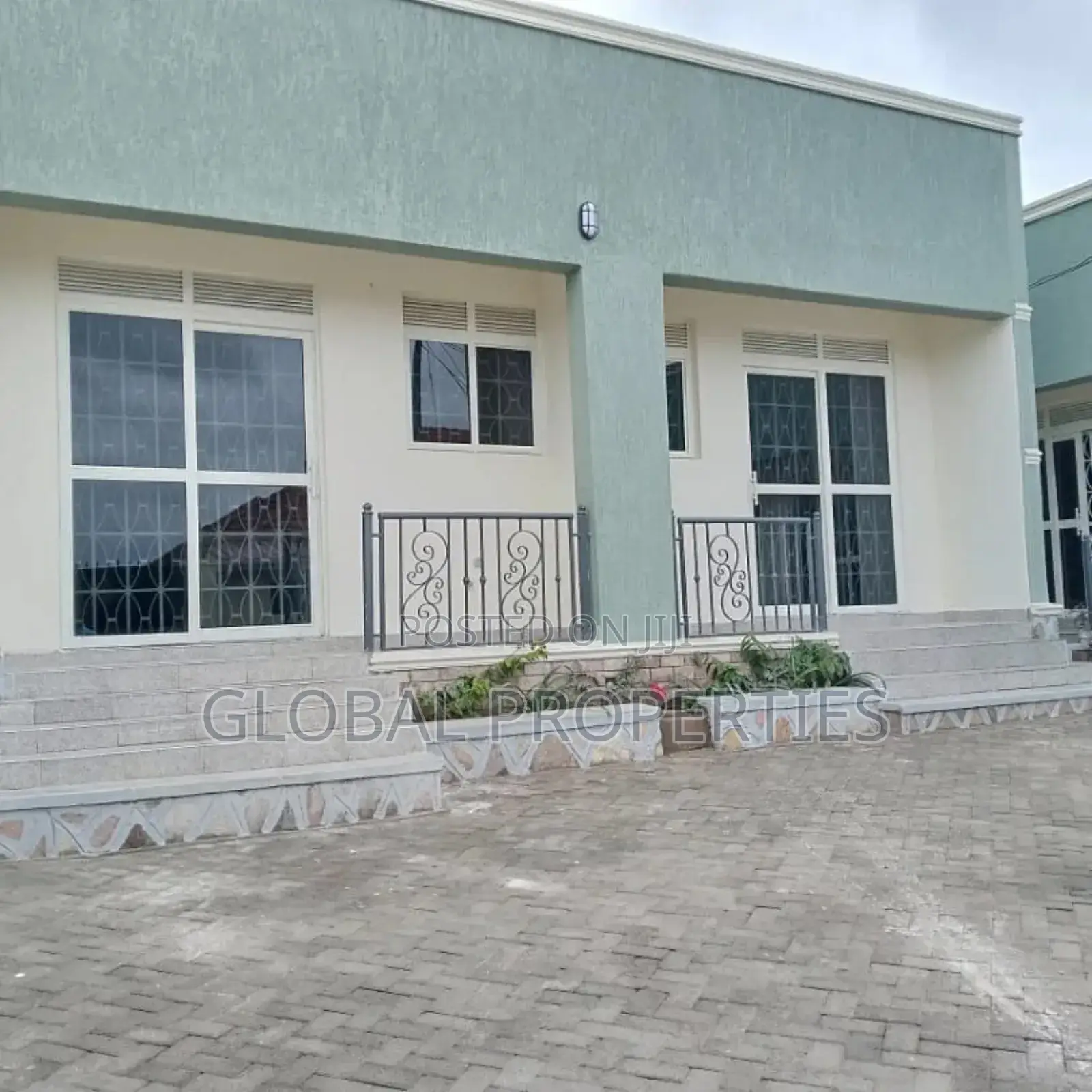 1bdrm Bungalow in Kira, Central Division for rent in Central Division