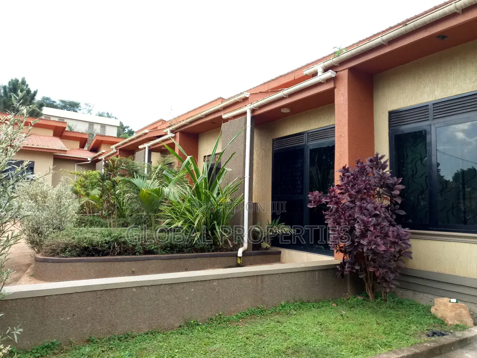 1bdrm Bungalow in Kira Bulindo Rd, Central Division for rent in Central Division
