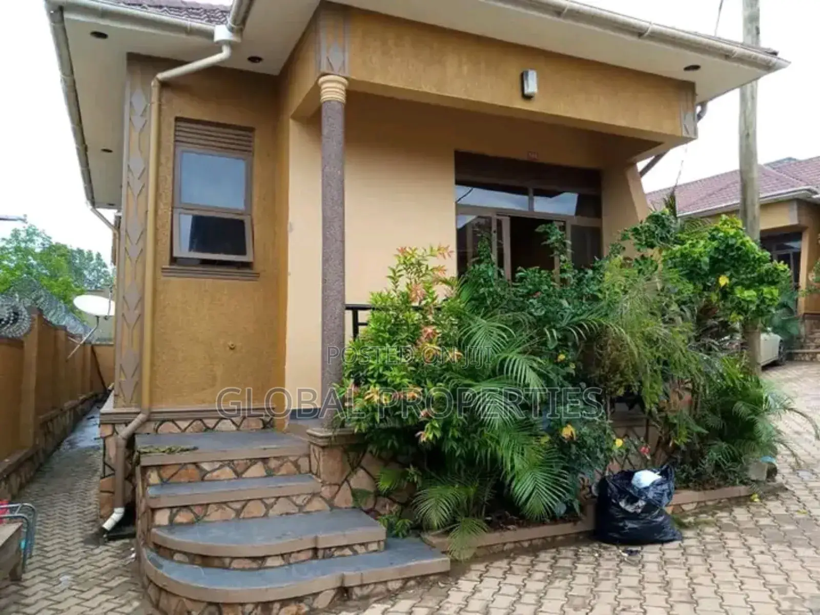 1bdrm Bungalow in Kyaliwajala, Central Division for rent in Central Division