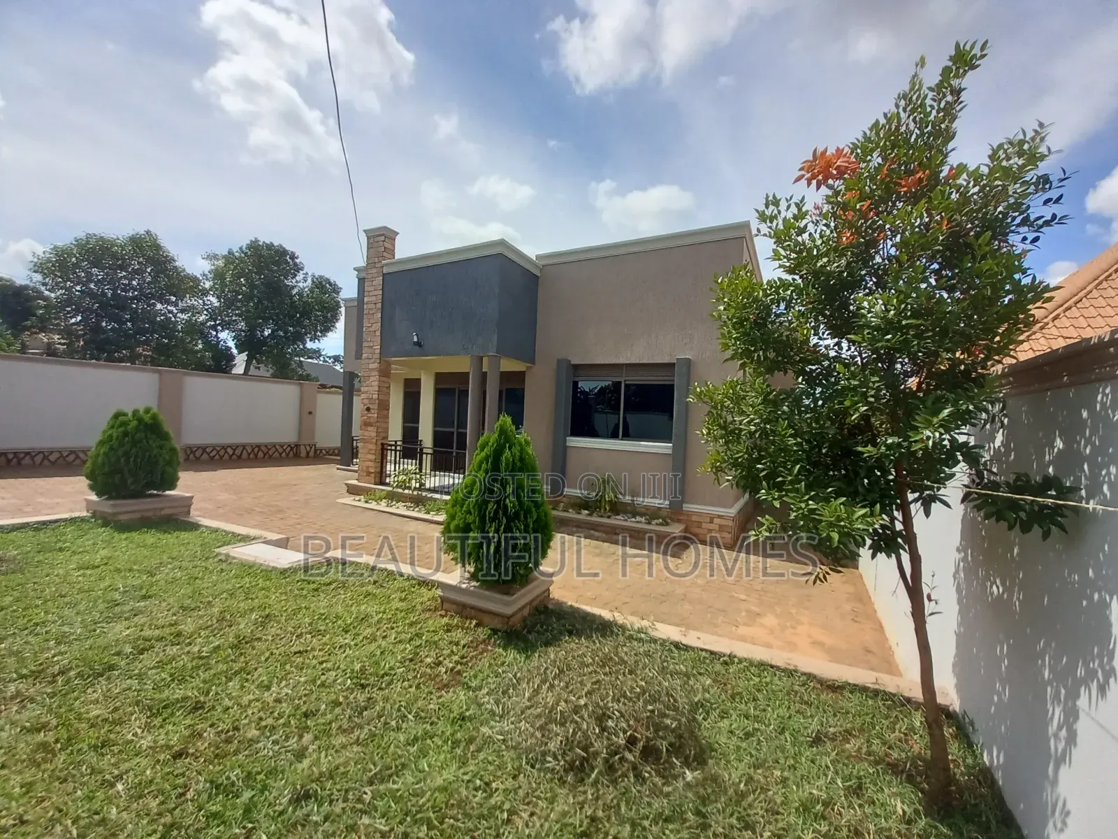 Furnished in Kampala for sale in Kampala