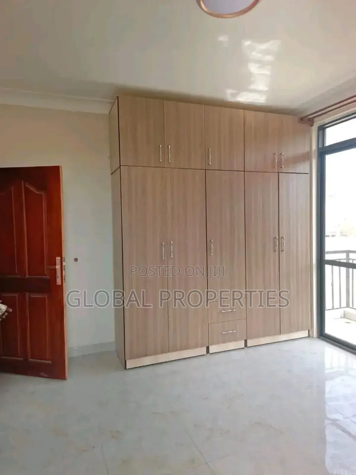 2bdrm Apartment in Kyambongo Kireka Rd, Central Division for rent in Central Division