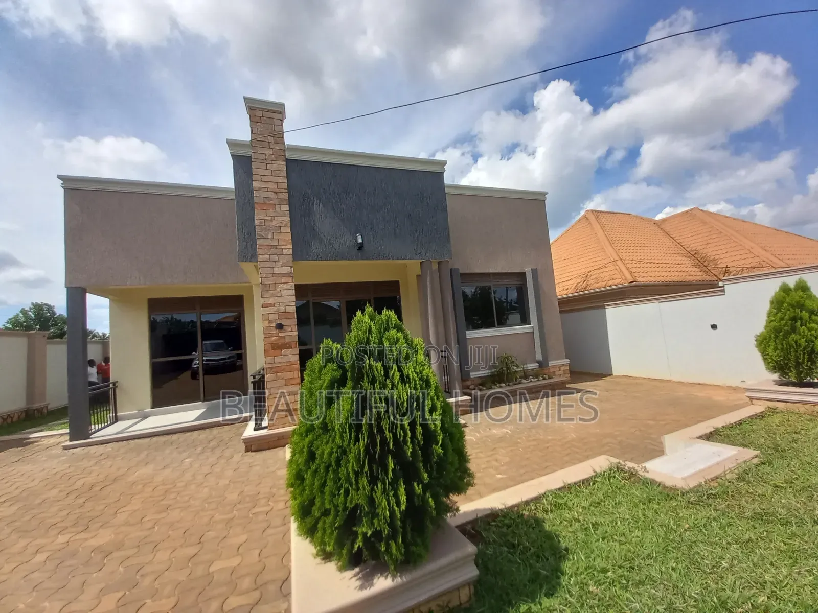Furnished 4bdrm House in Kira for sale in Kira