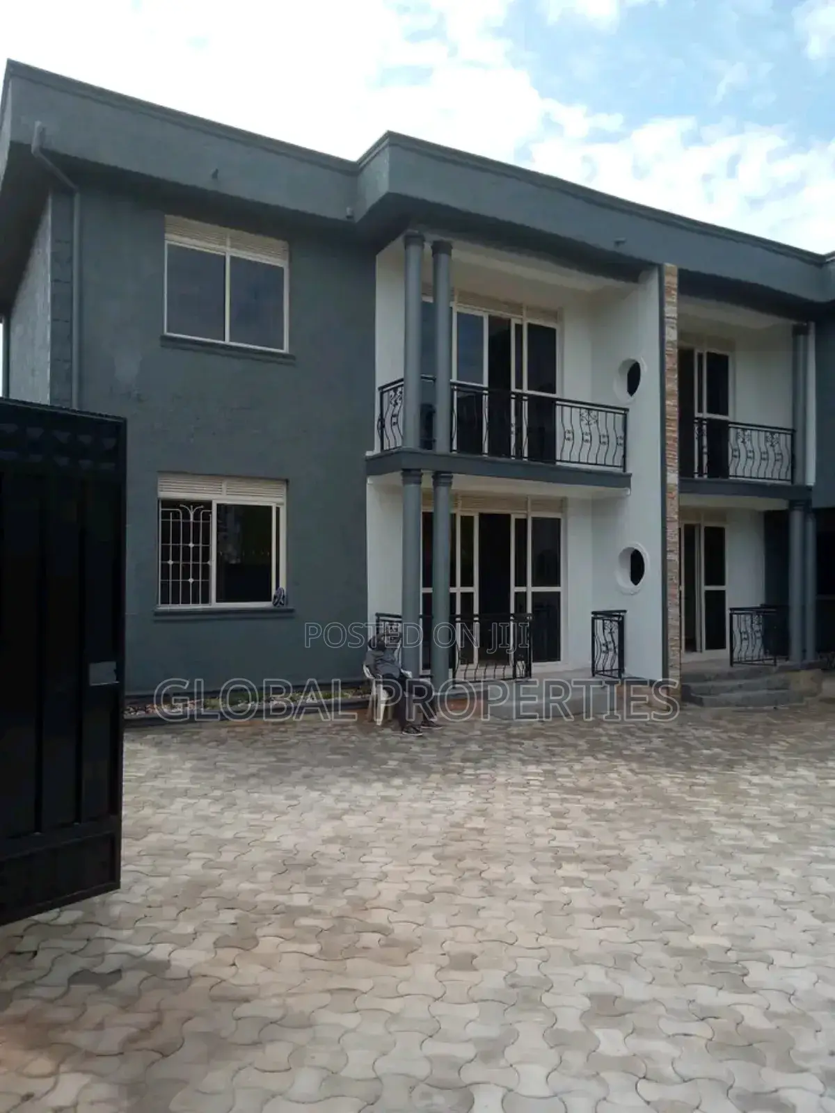 1bdrm Apartment in Kira Estate, Central Division for rent in Central Division